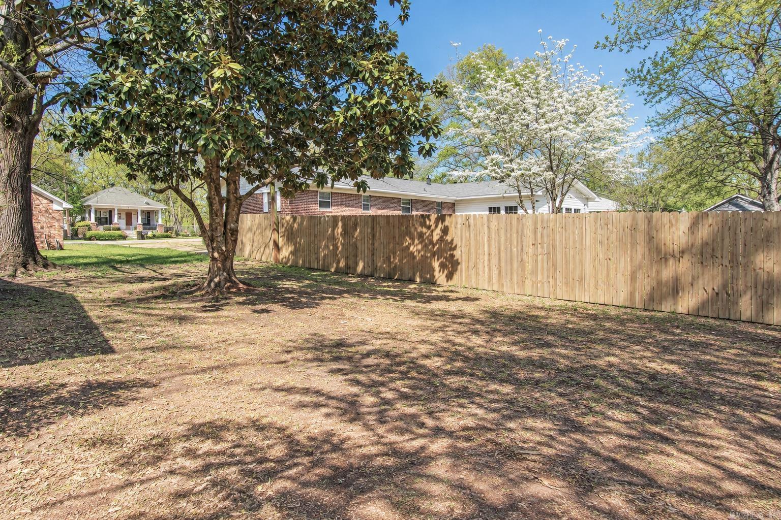 404 E Gum  Sheridan, AR