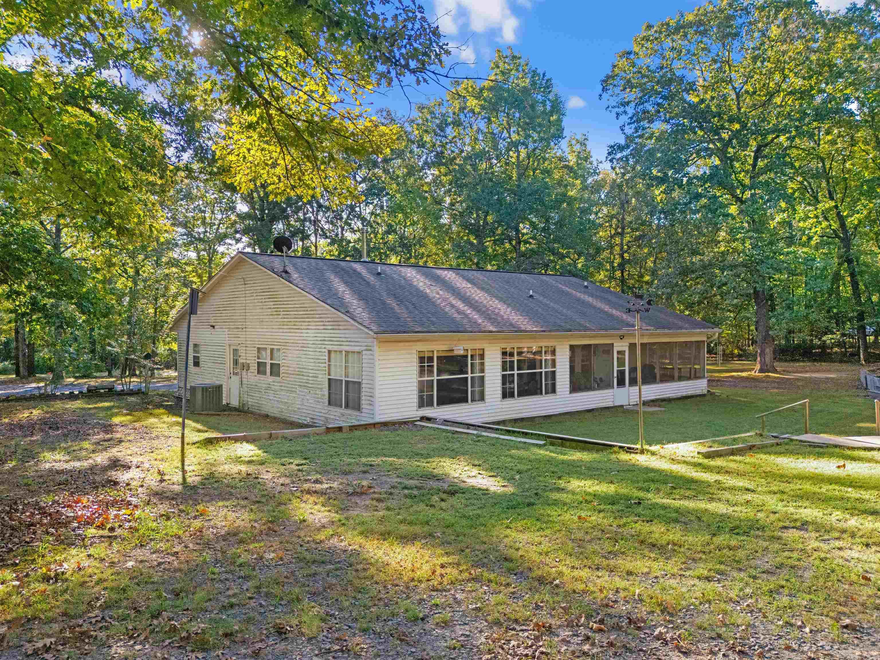 277 O'Neal  Clifton, AR