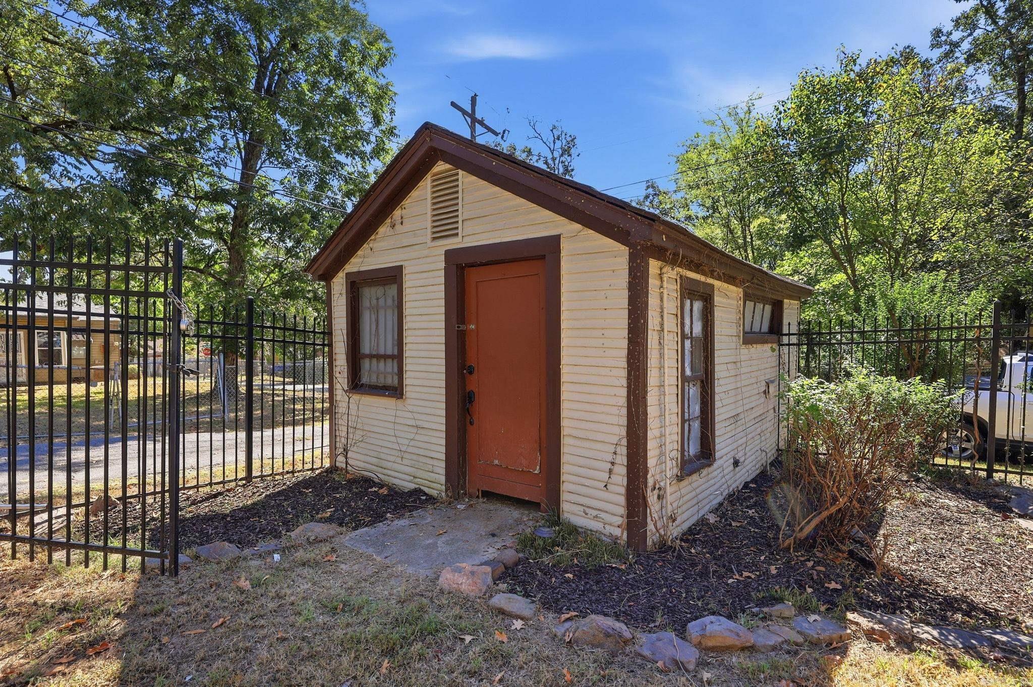 1323 S Tyler  Little Rock, AR