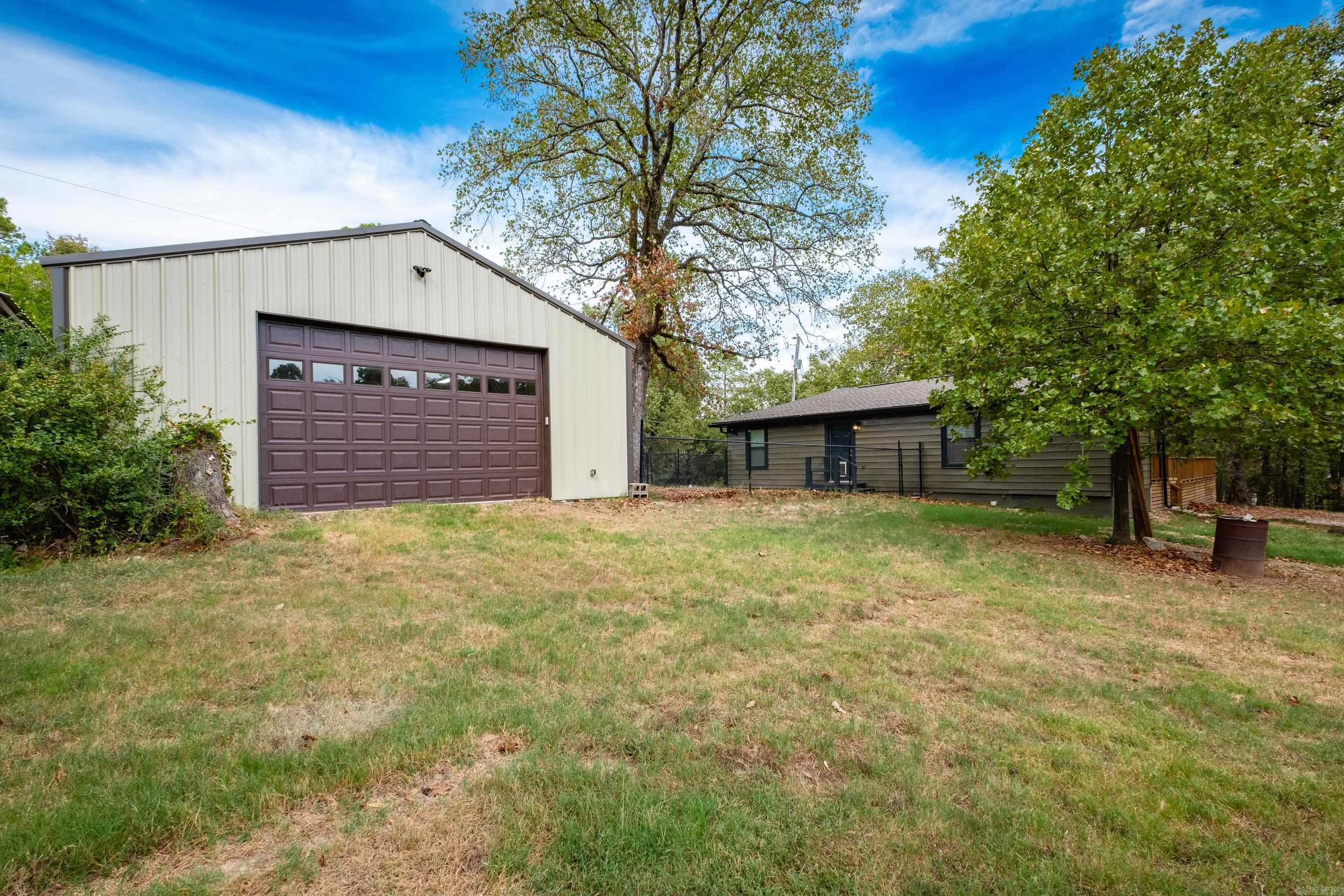 2201 Roberts  Little Rock, AR