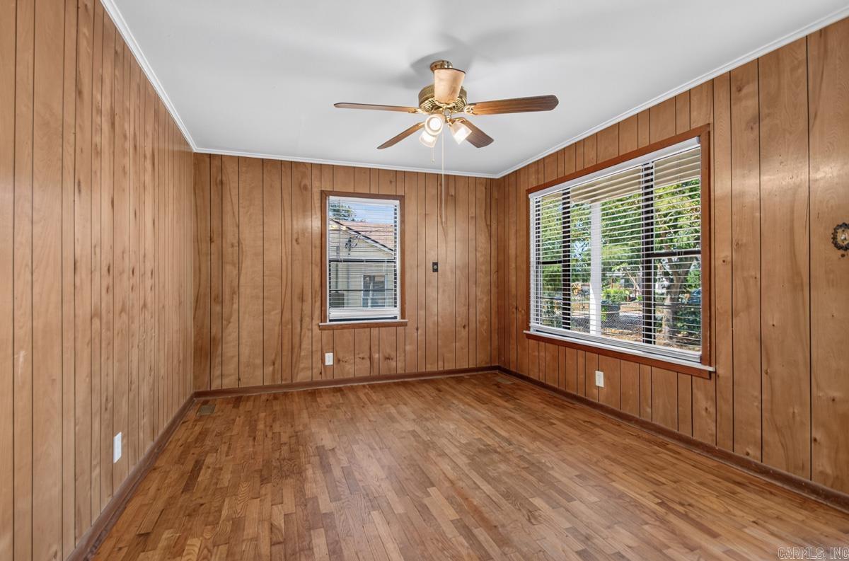 1214 THELMA  Benton, AR