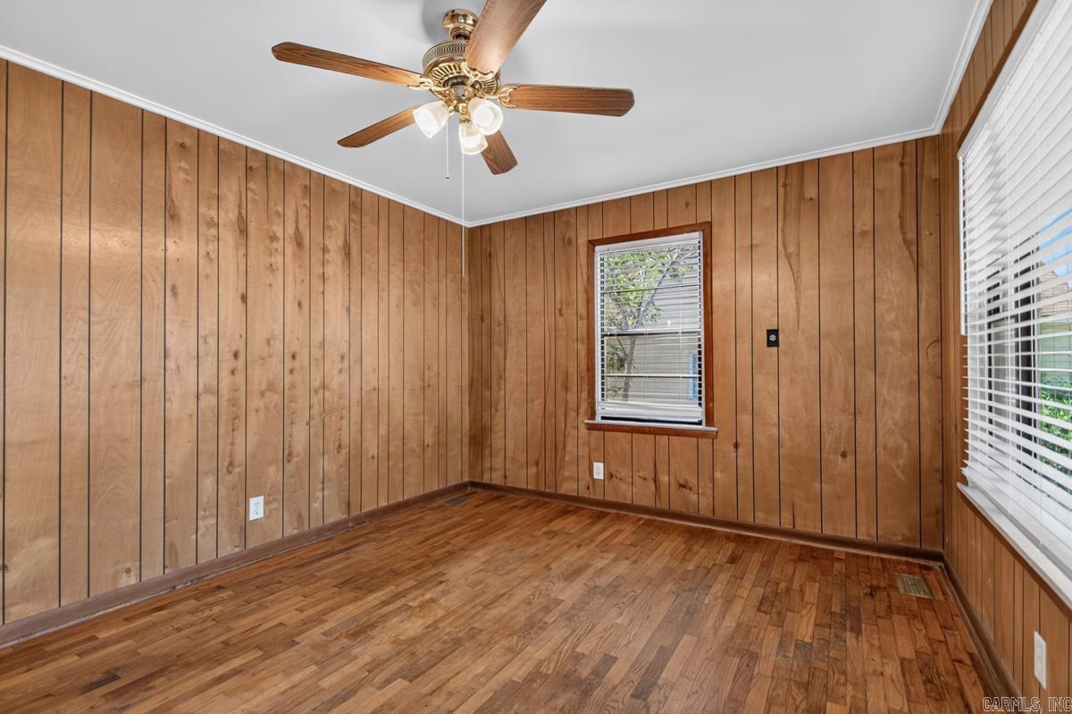 1214 THELMA  Benton, AR