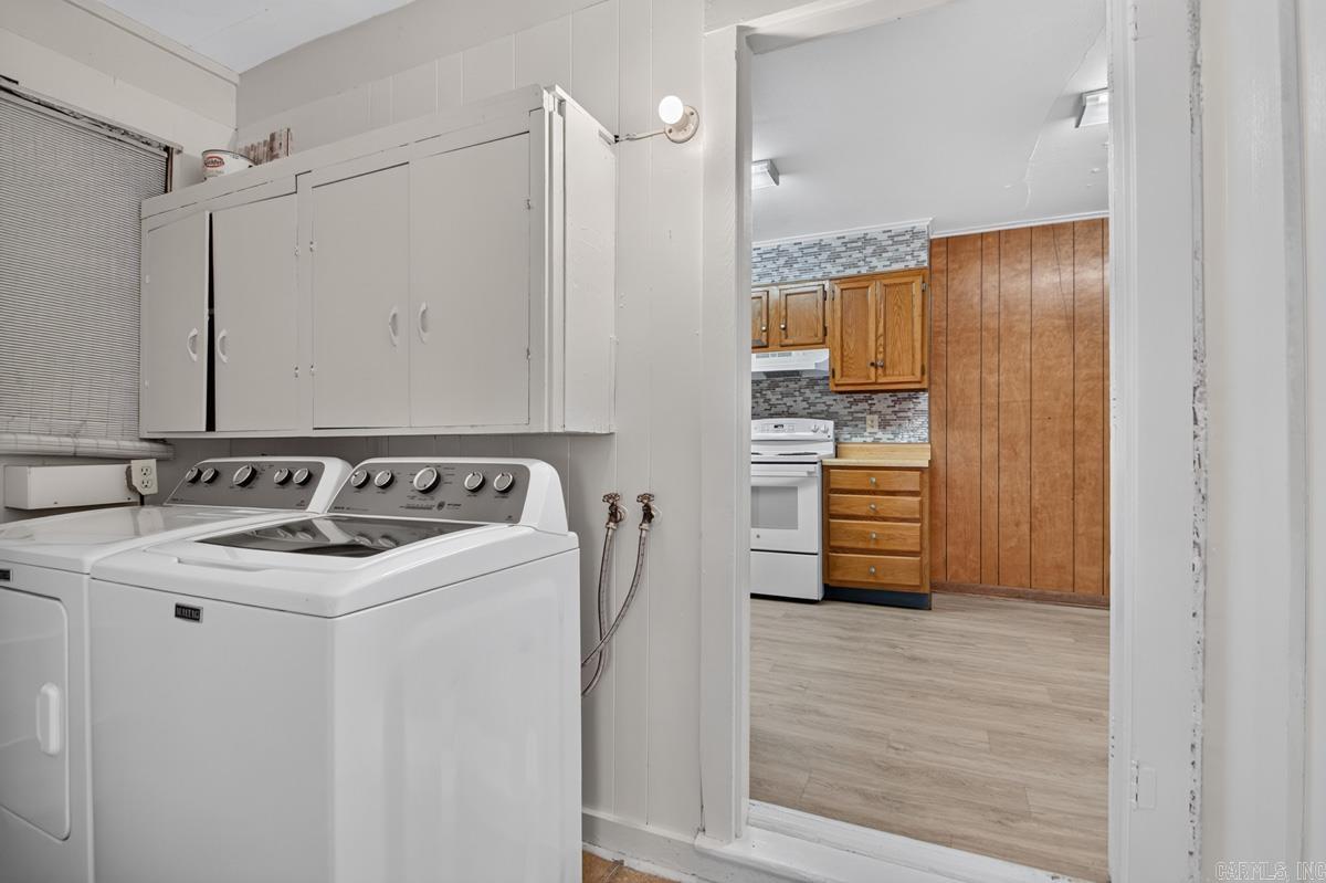 1214 THELMA  Benton, AR