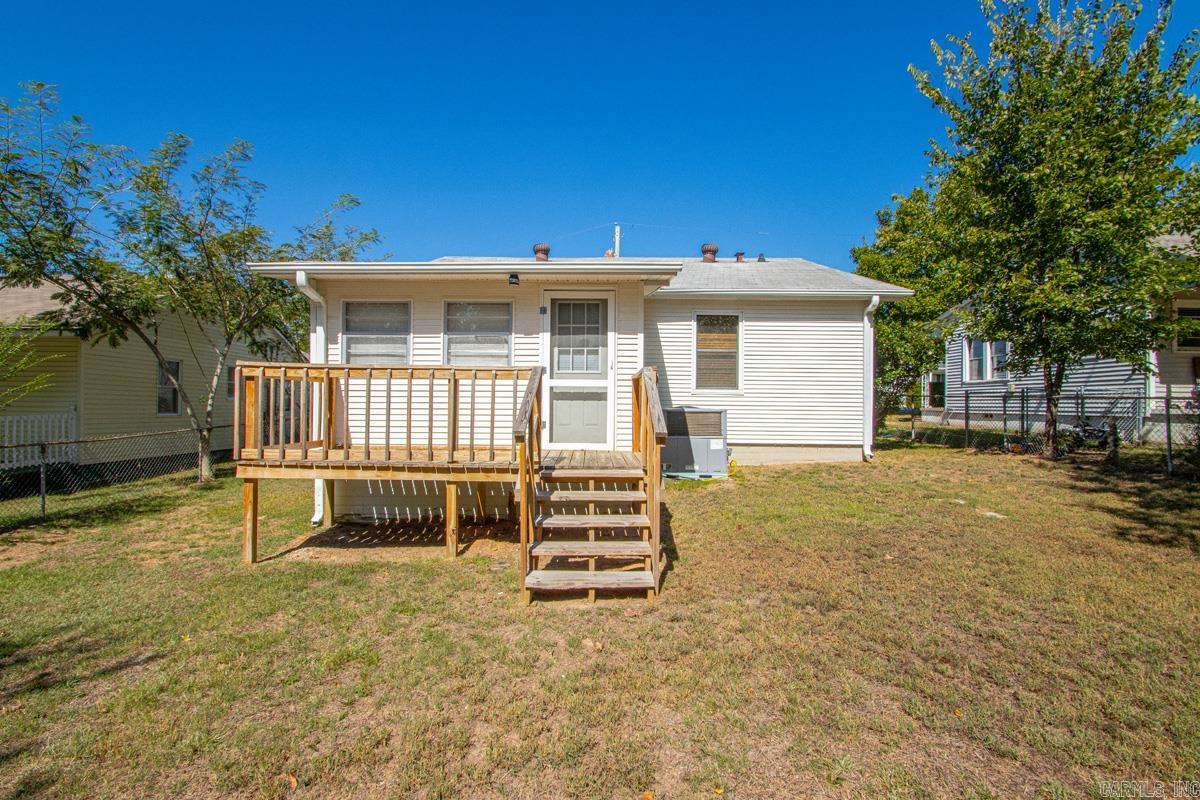 1214 THELMA  Benton, AR