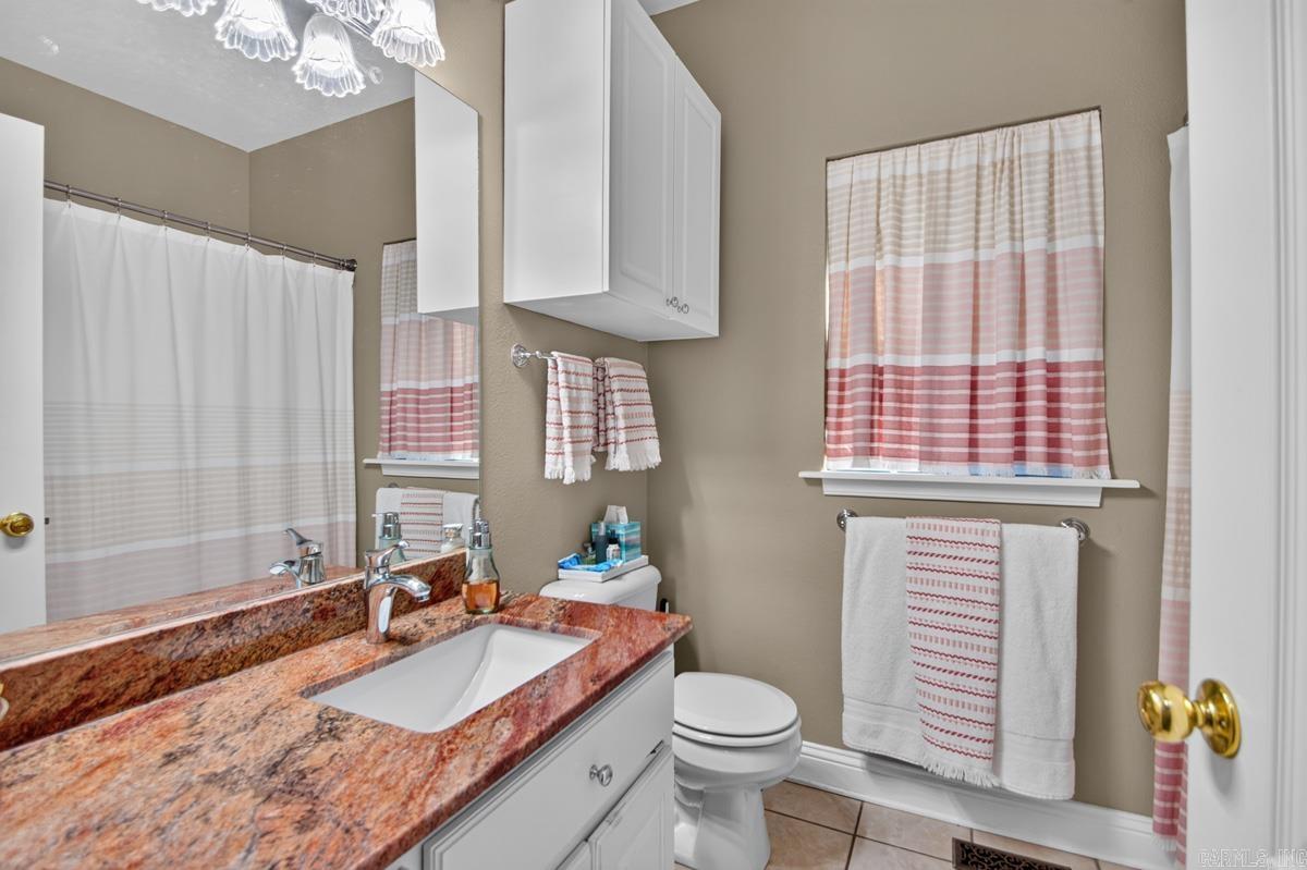 107 Four Oaks Lane  Hot Springs, AR