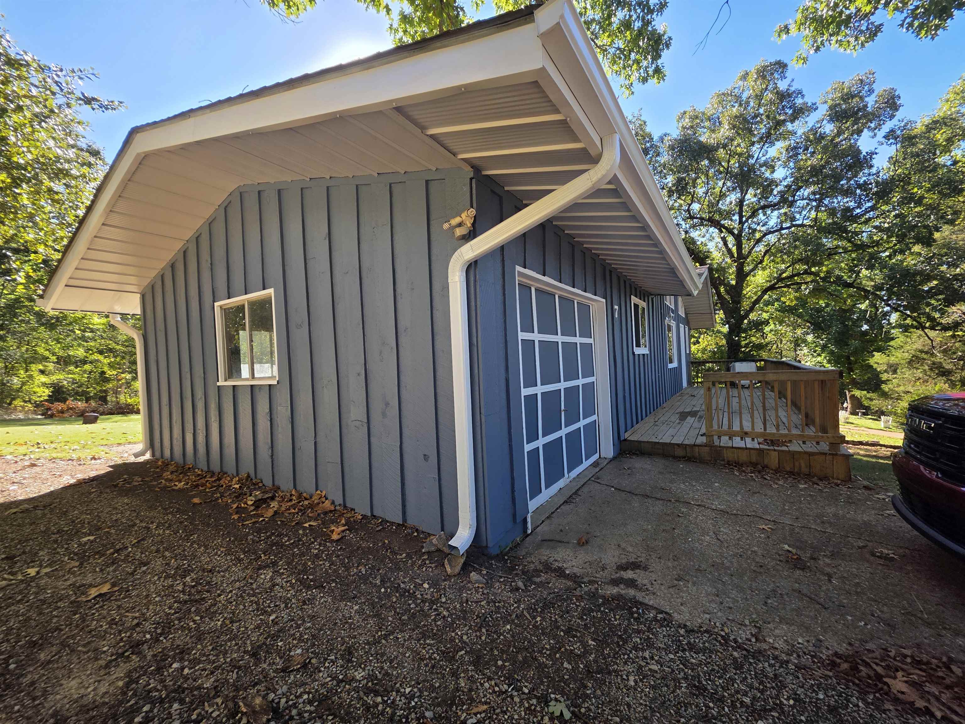 7 Aqua  Cherokee Village, AR