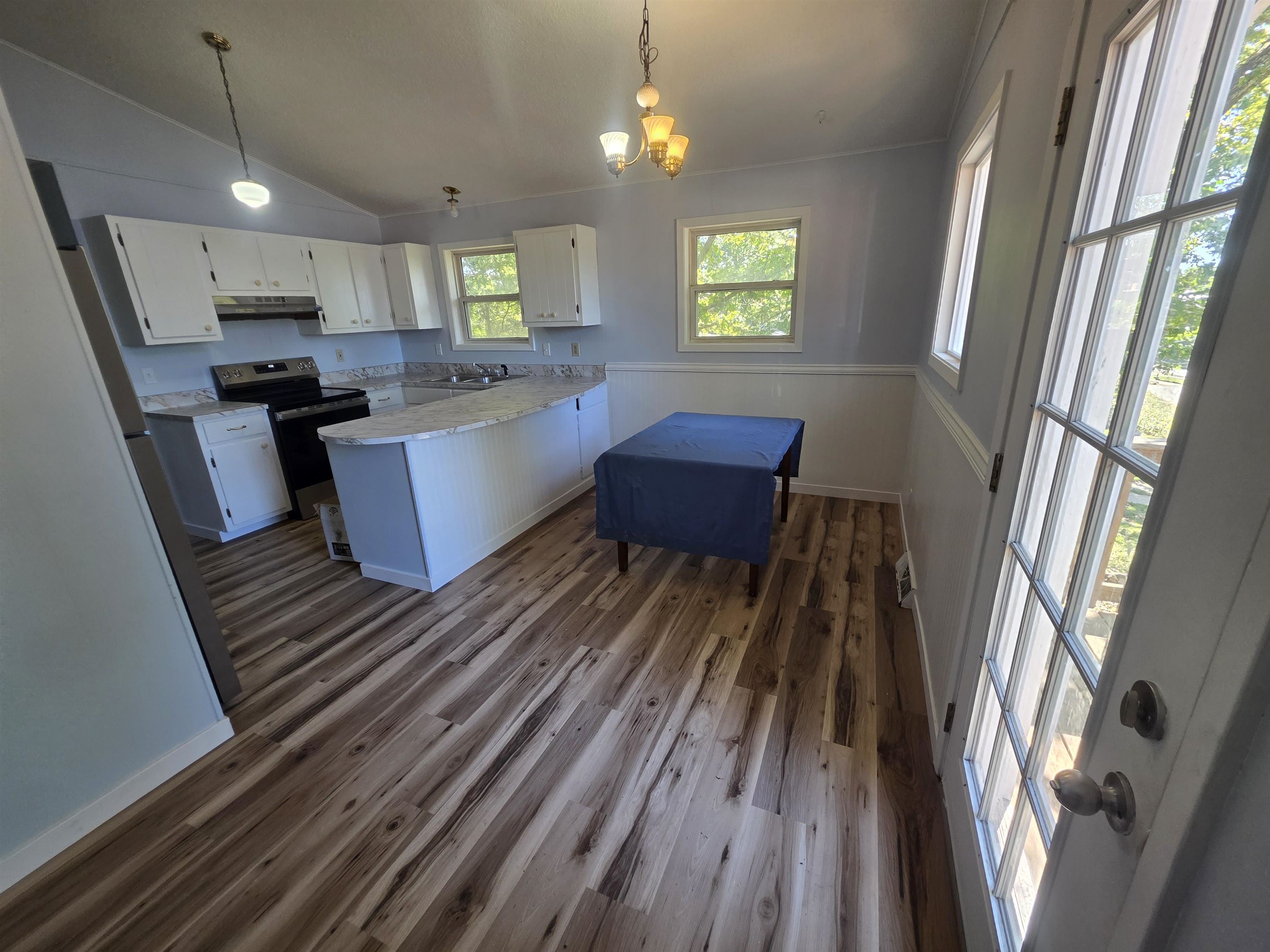 7 Aqua  Cherokee Village, AR