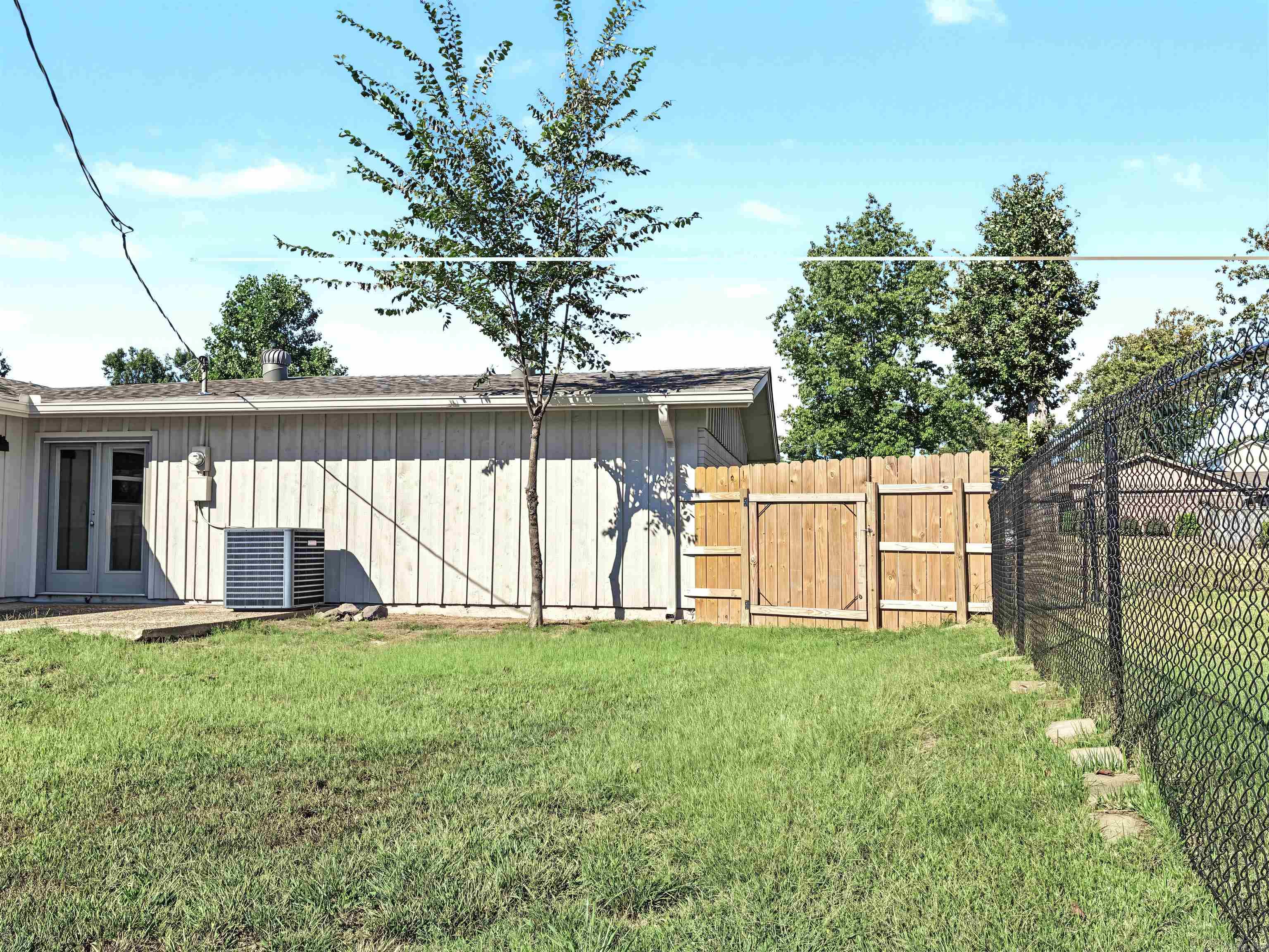 1521 Breckenridge  Little Rock, AR