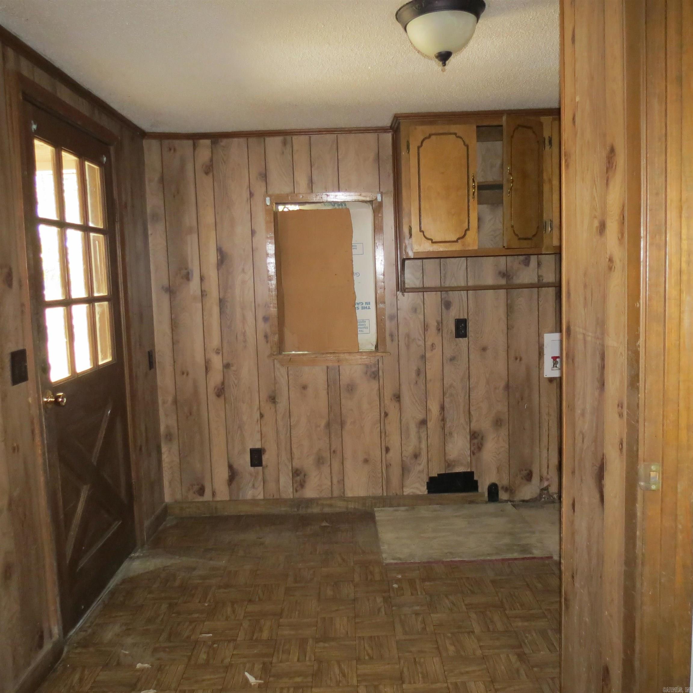 1701 W Pine  Warren, AR
