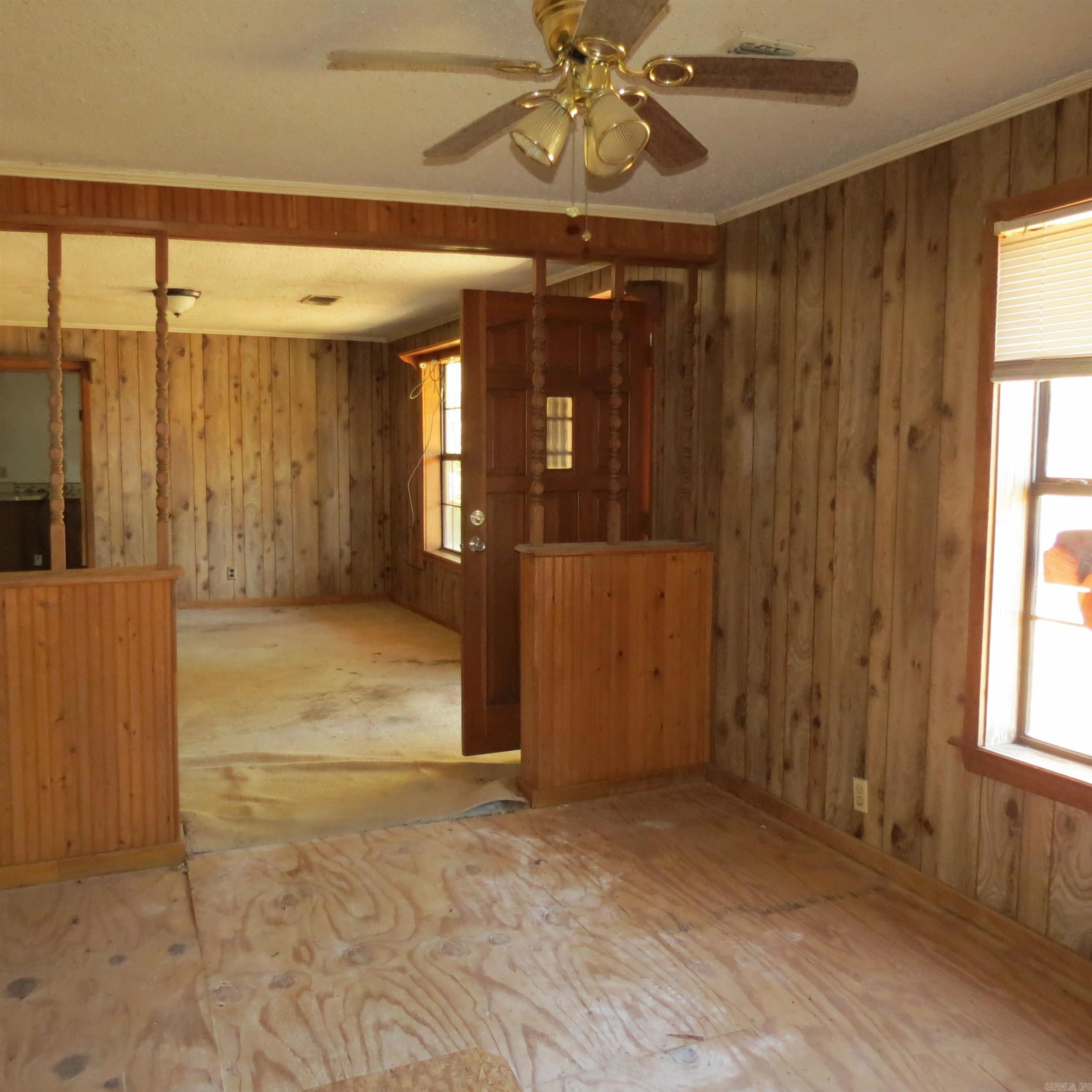 1701 W Pine  Warren, AR