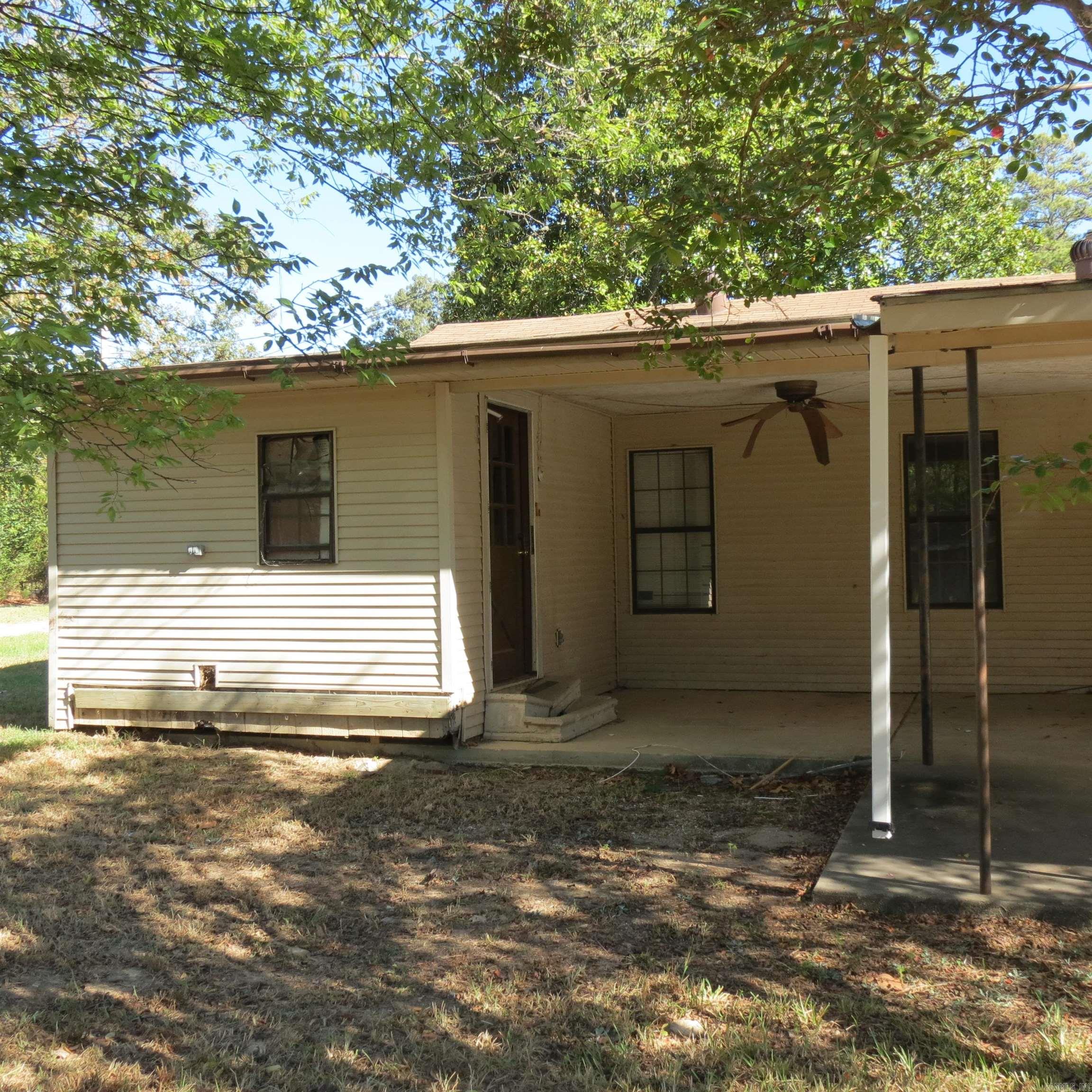1701 W Pine  Warren, AR
