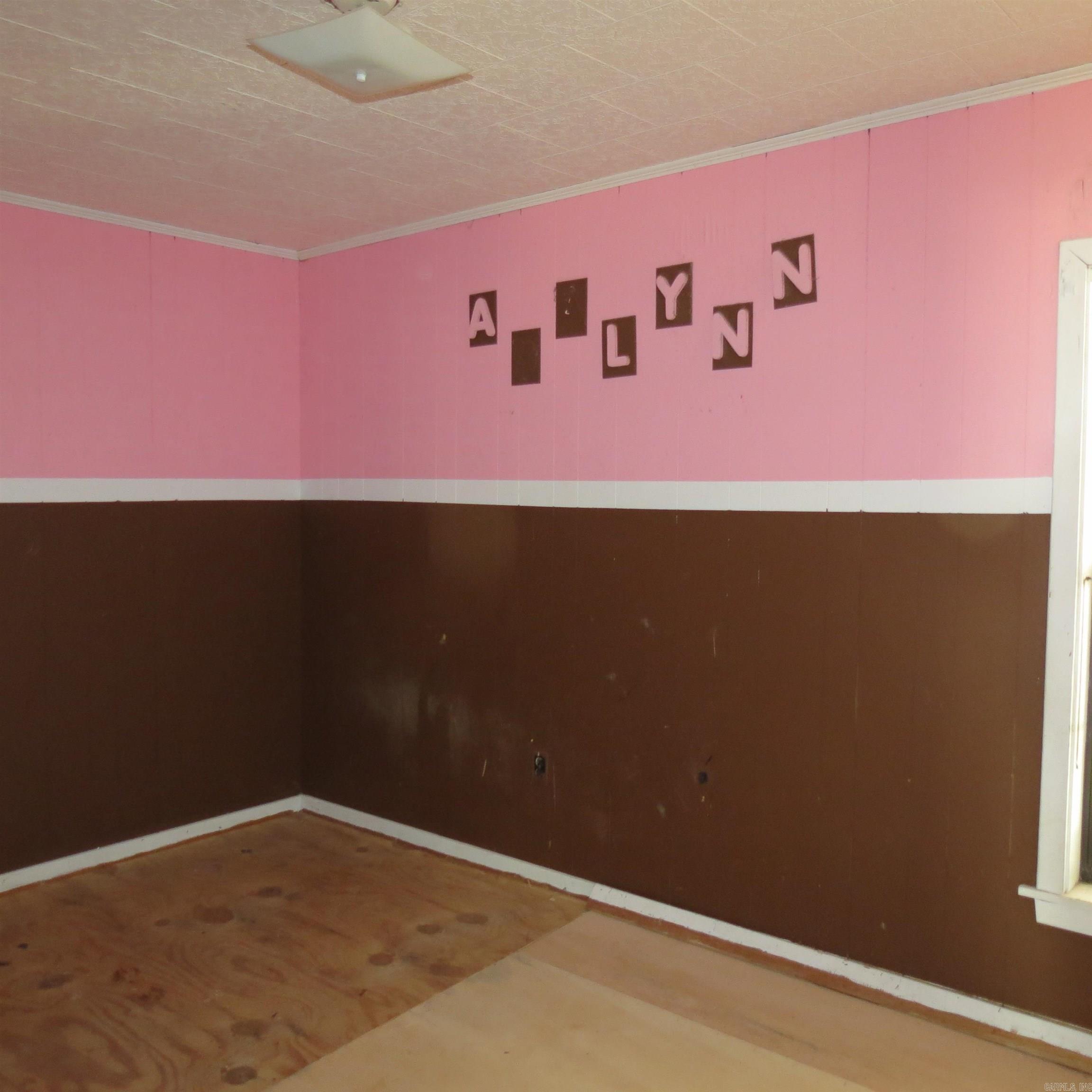 1701 W Pine  Warren, AR