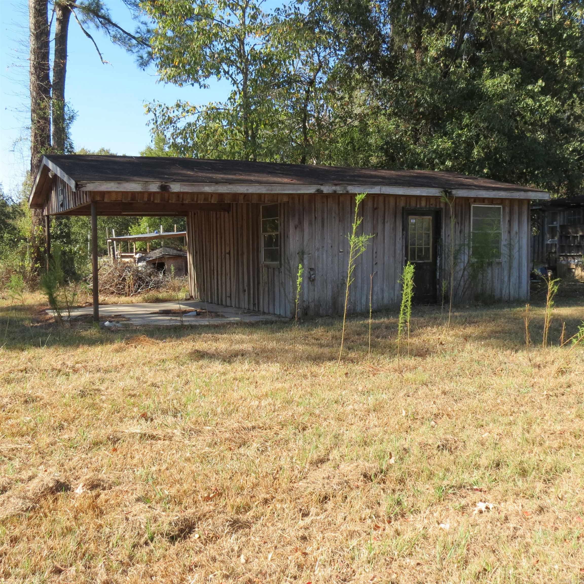 1701 W Pine  Warren, AR