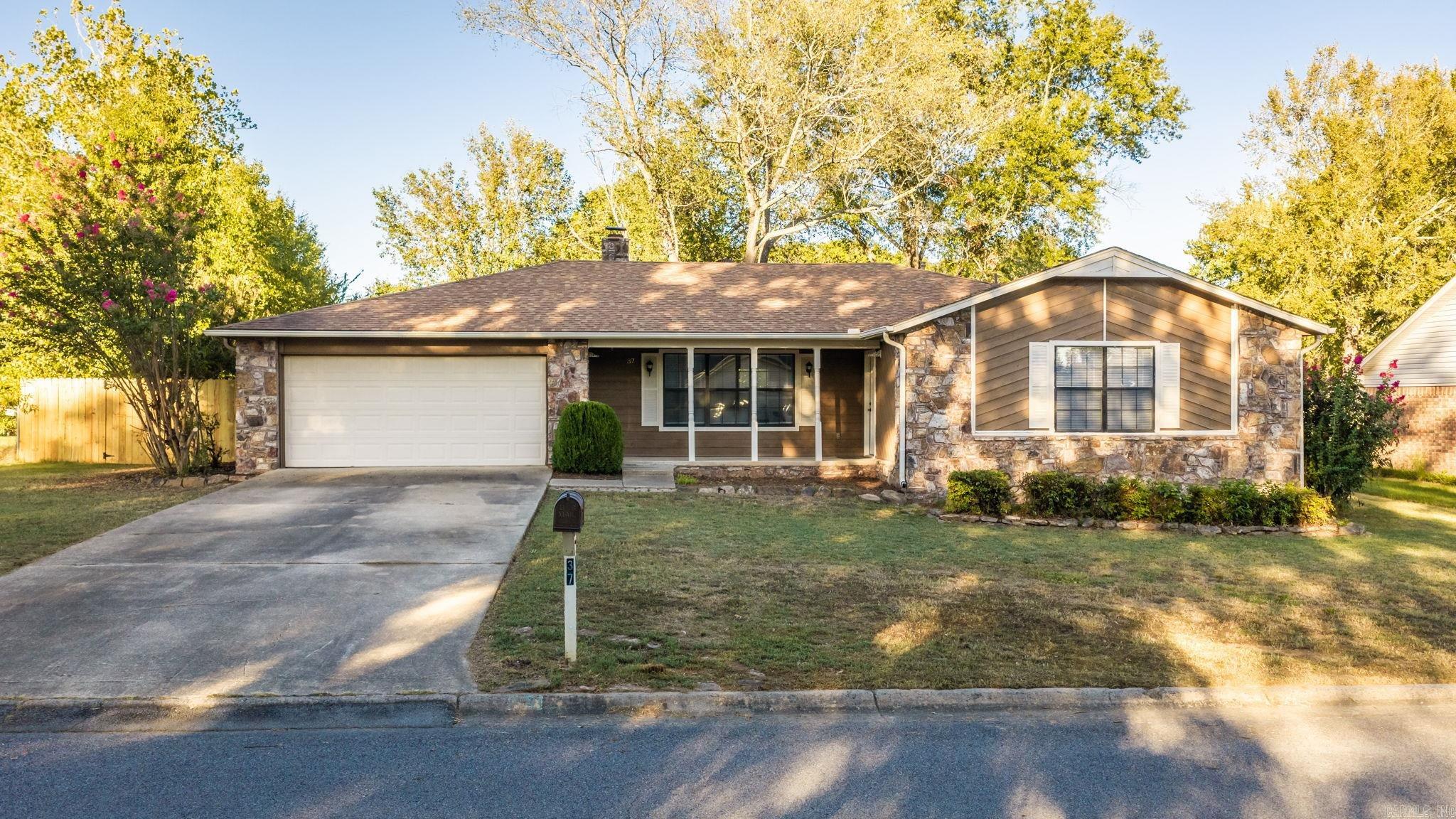 37 Kensington Dr  Conway, AR