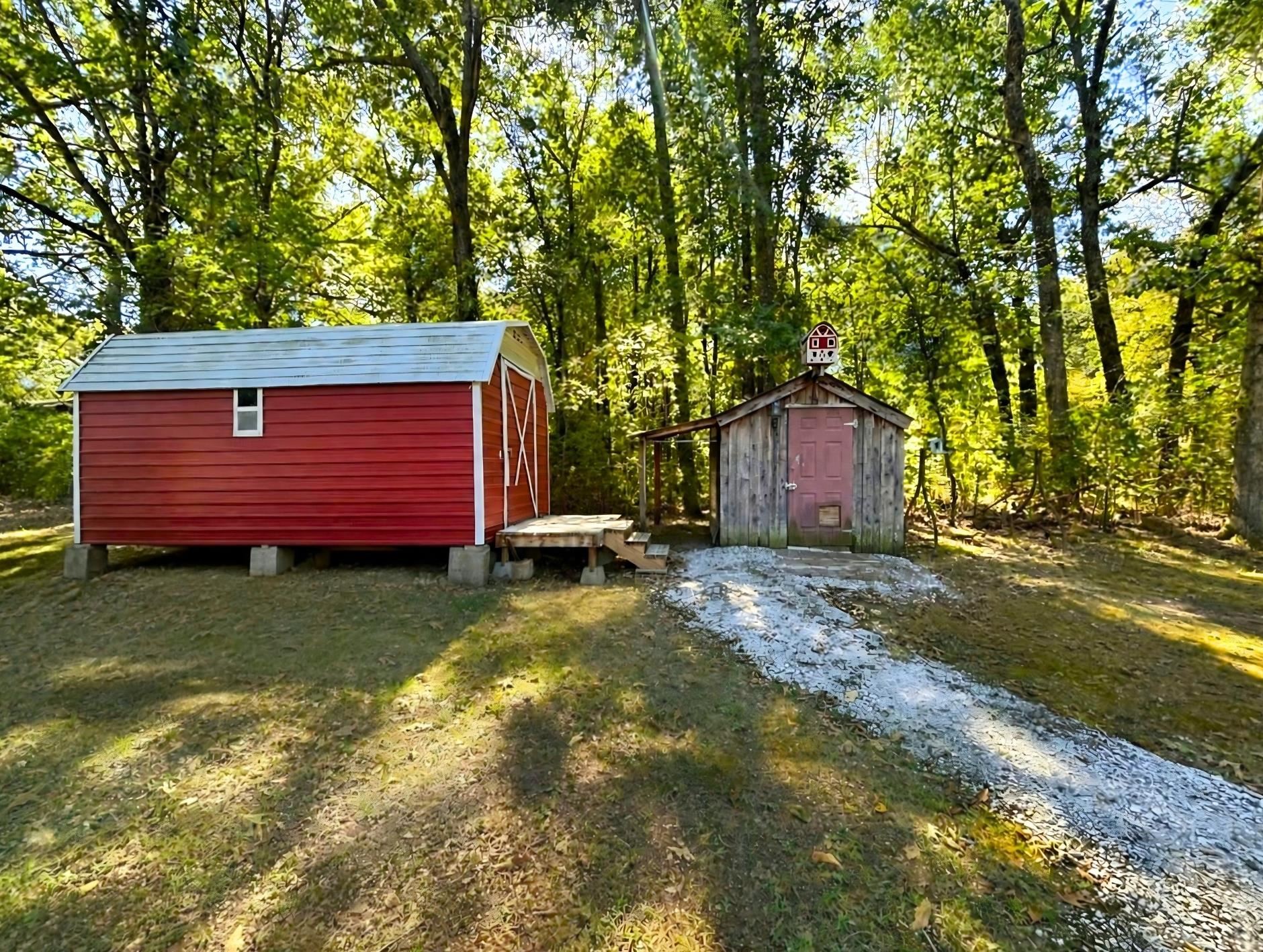 115 N Circle  Ash Flat, AR