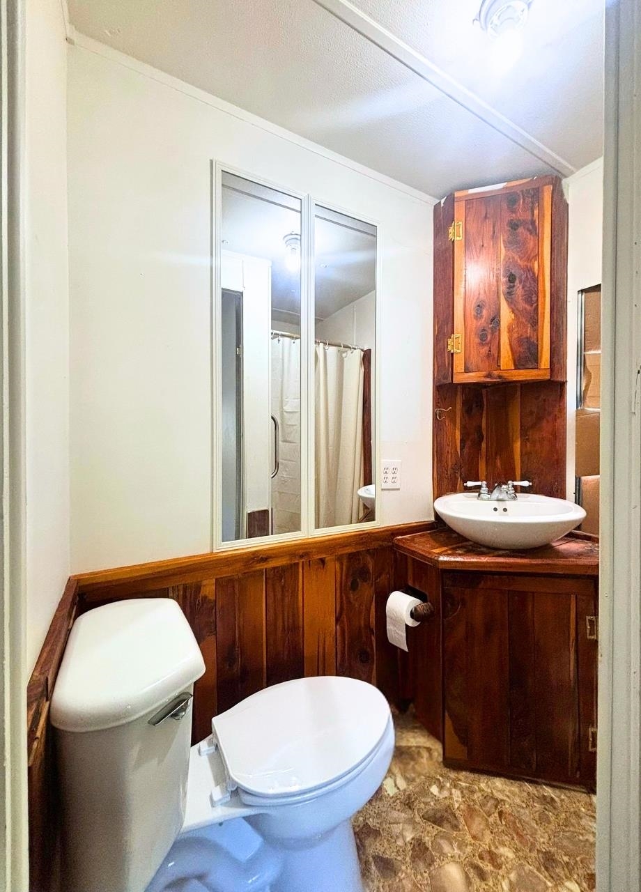115 N Circle  Ash Flat, AR