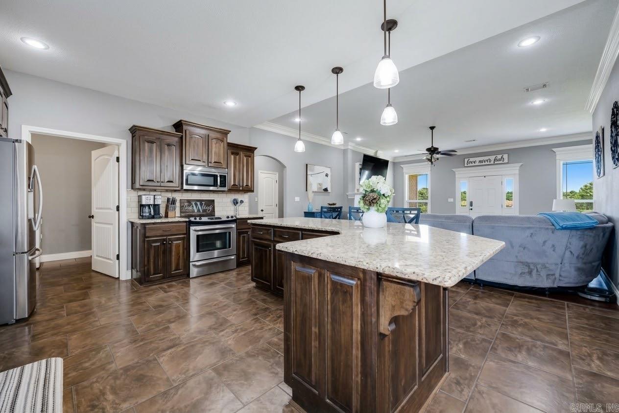 66 Colt Loop  Greenbrier, AR