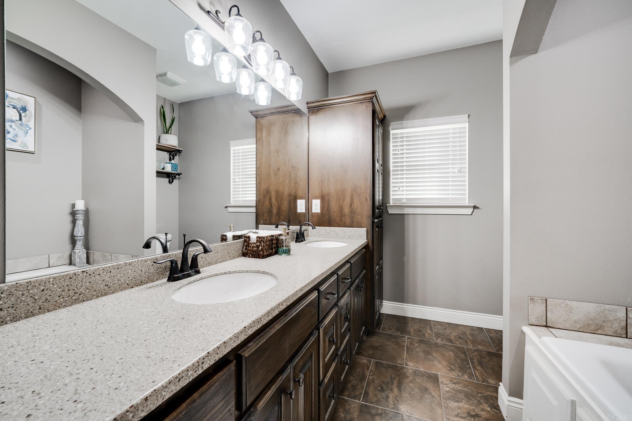 66 Colt Loop  Greenbrier, AR