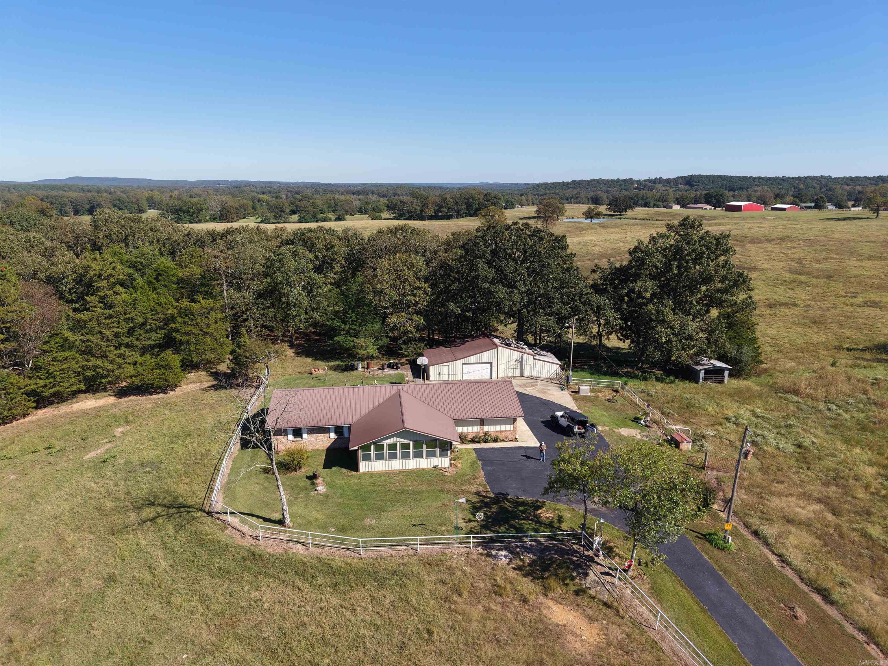 1512  SHELTON  Bee Branch, AR