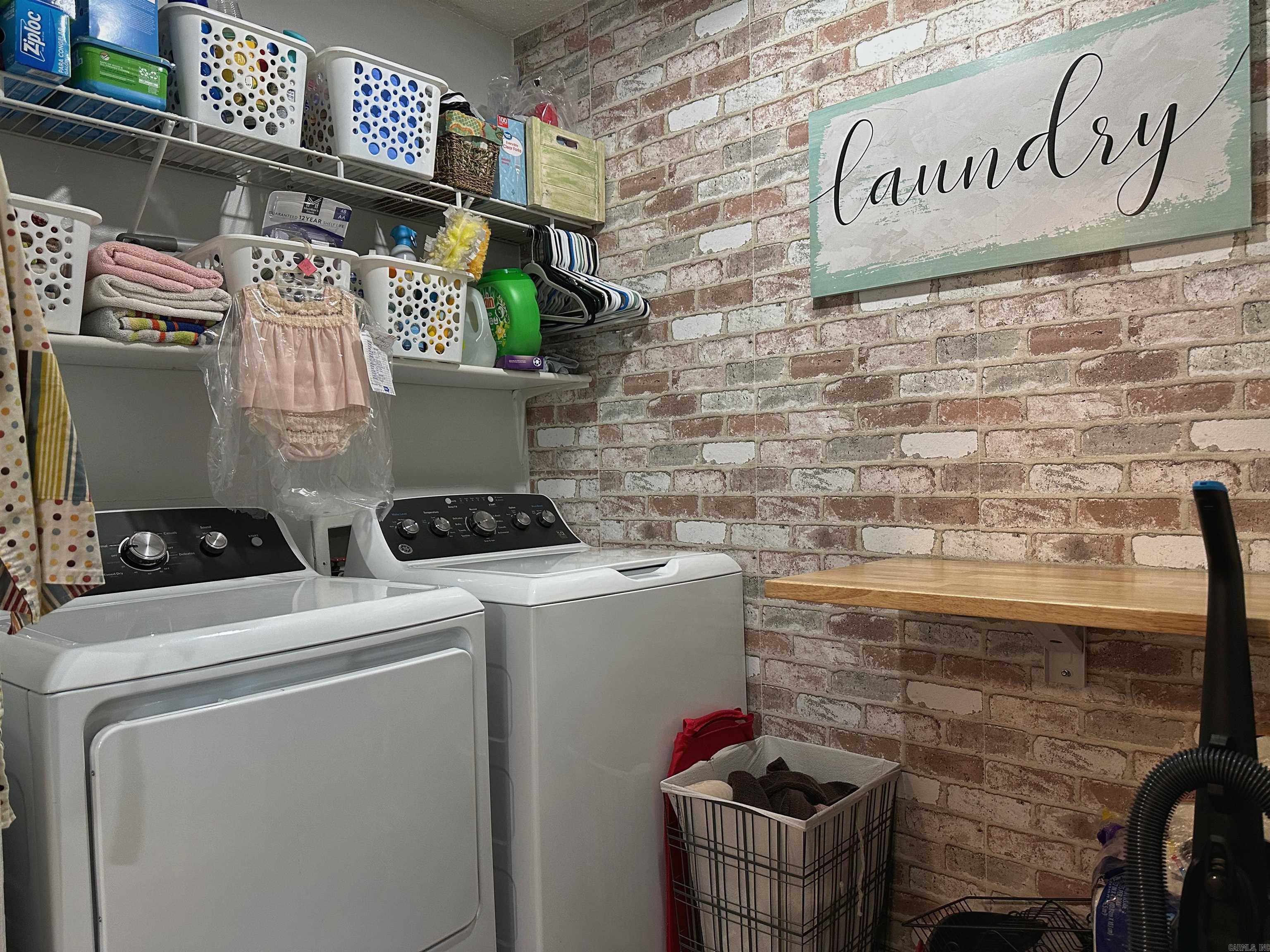 1511 N Broadway  Heber Springs, AR