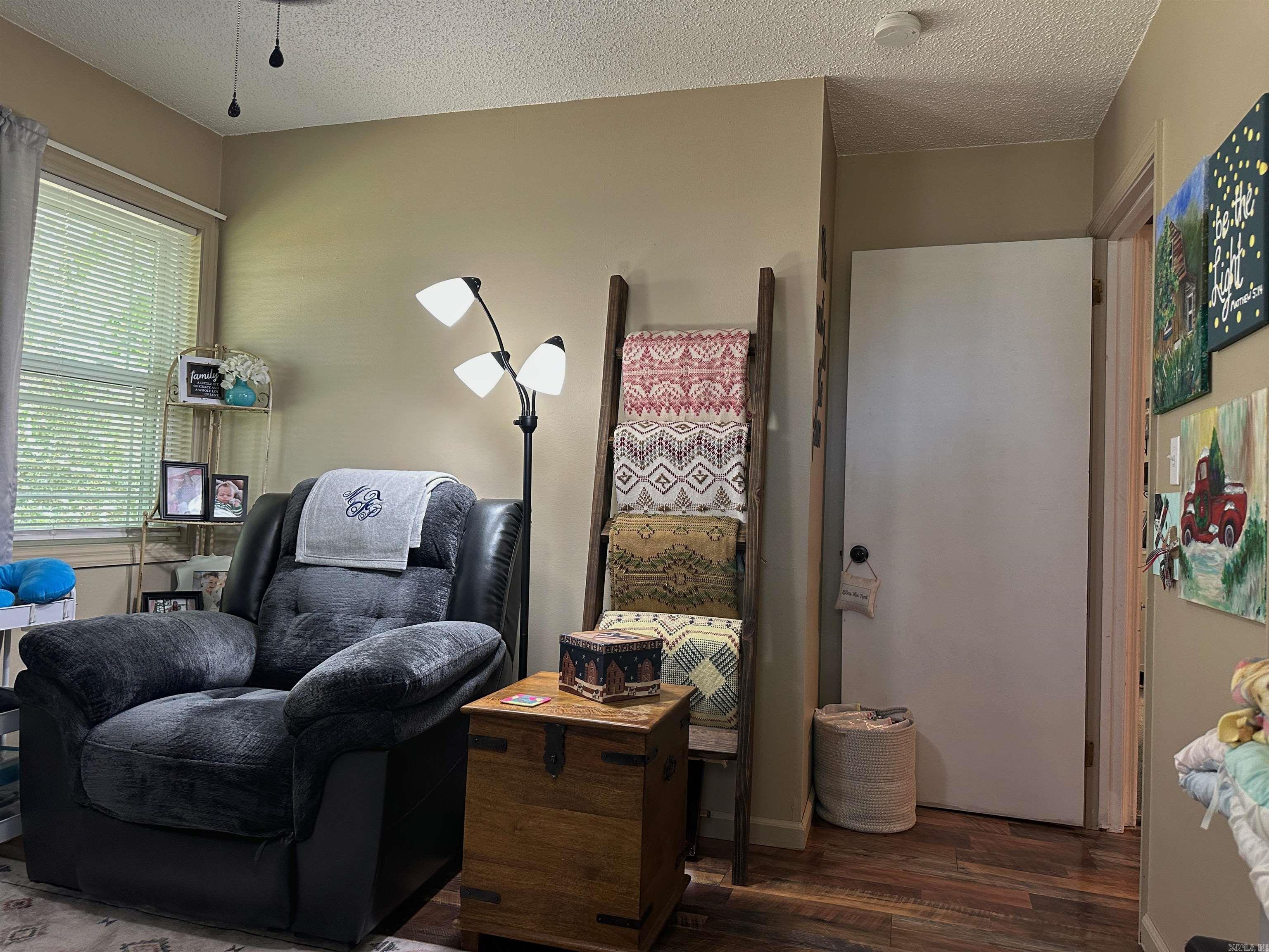 1511 N Broadway  Heber Springs, AR