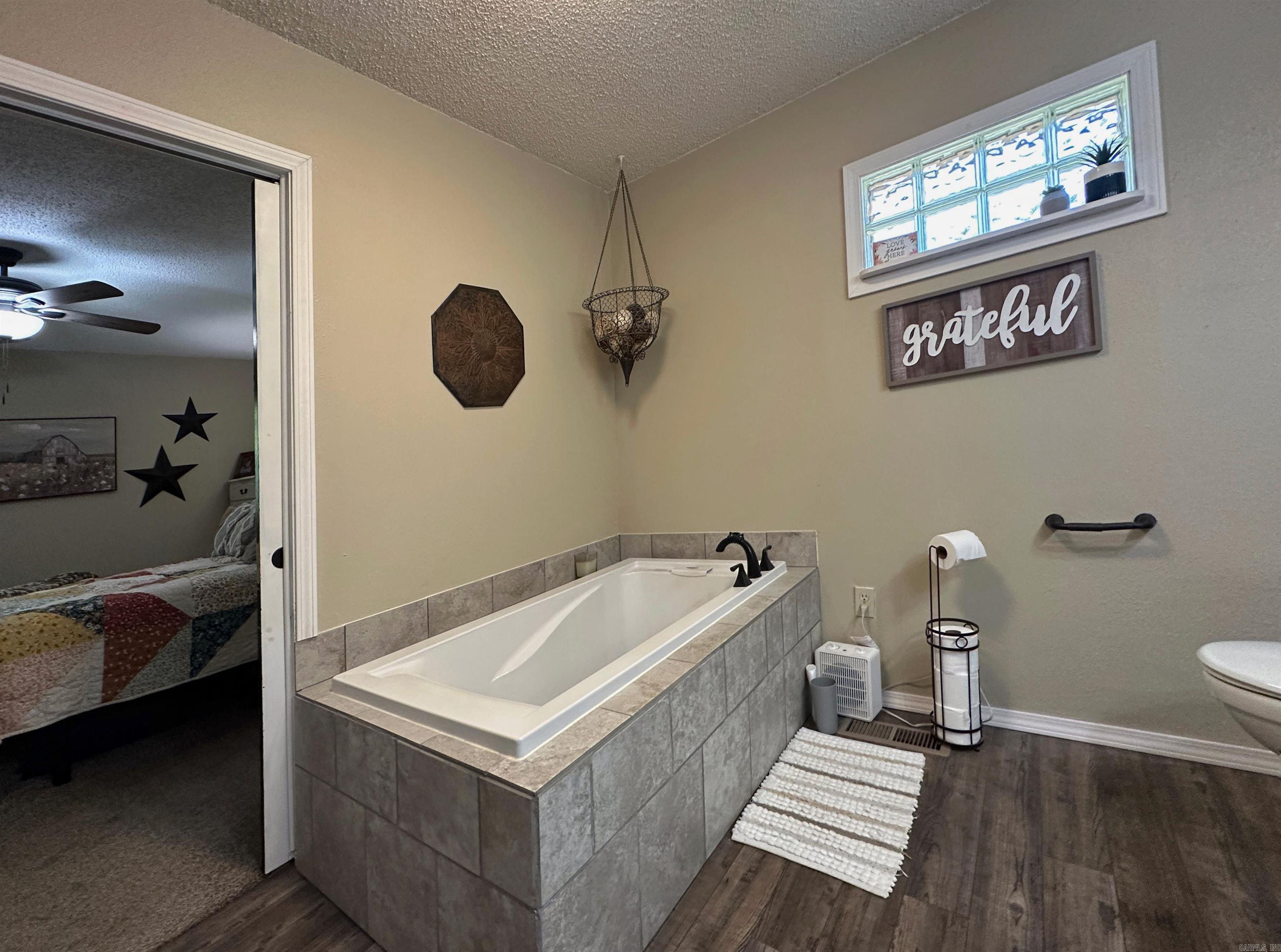 1511 N Broadway  Heber Springs, AR