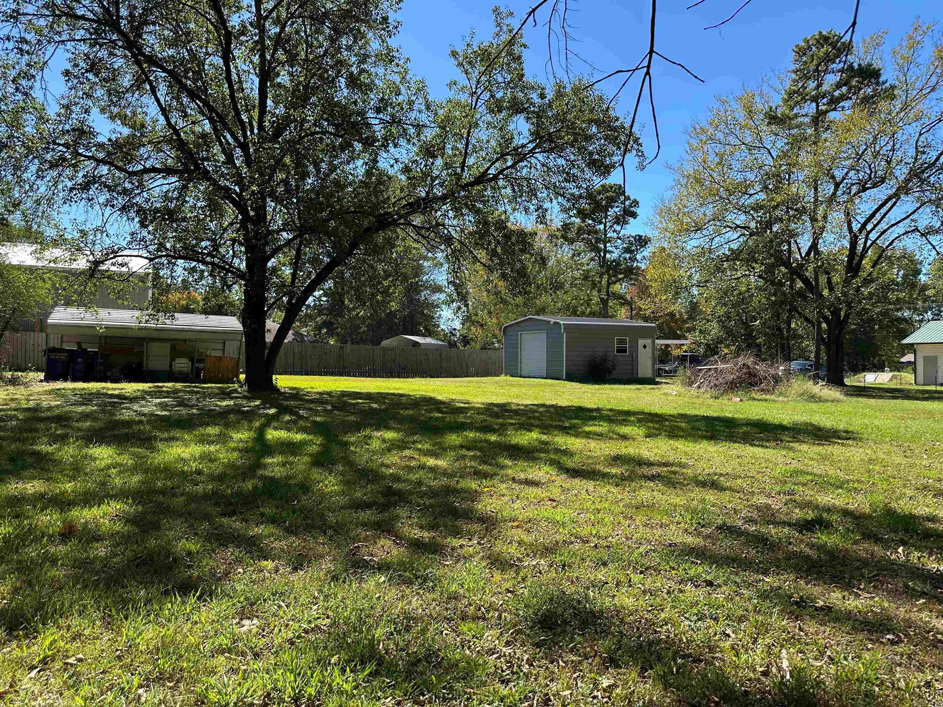 1511 N Broadway  Heber Springs, AR