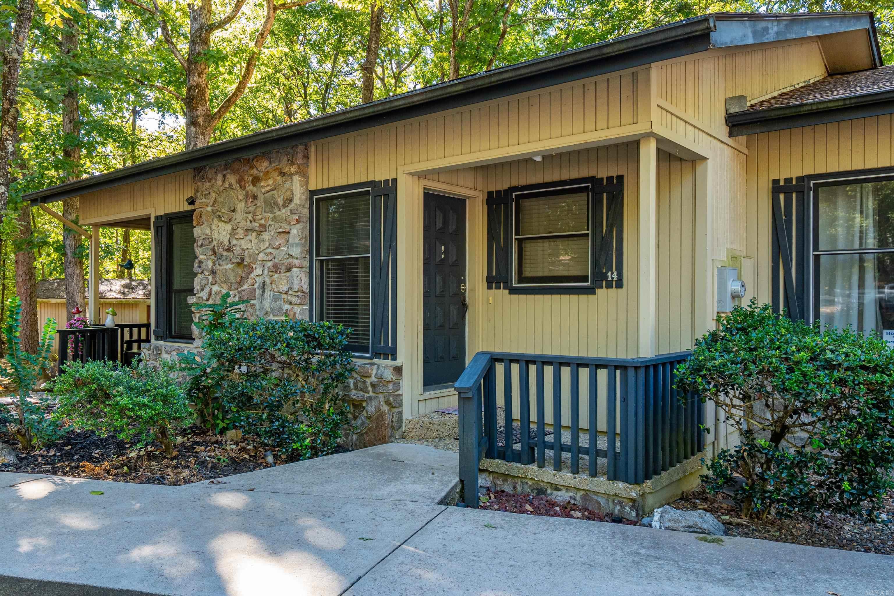 14  Orantes  Hot Springs Village, AR
