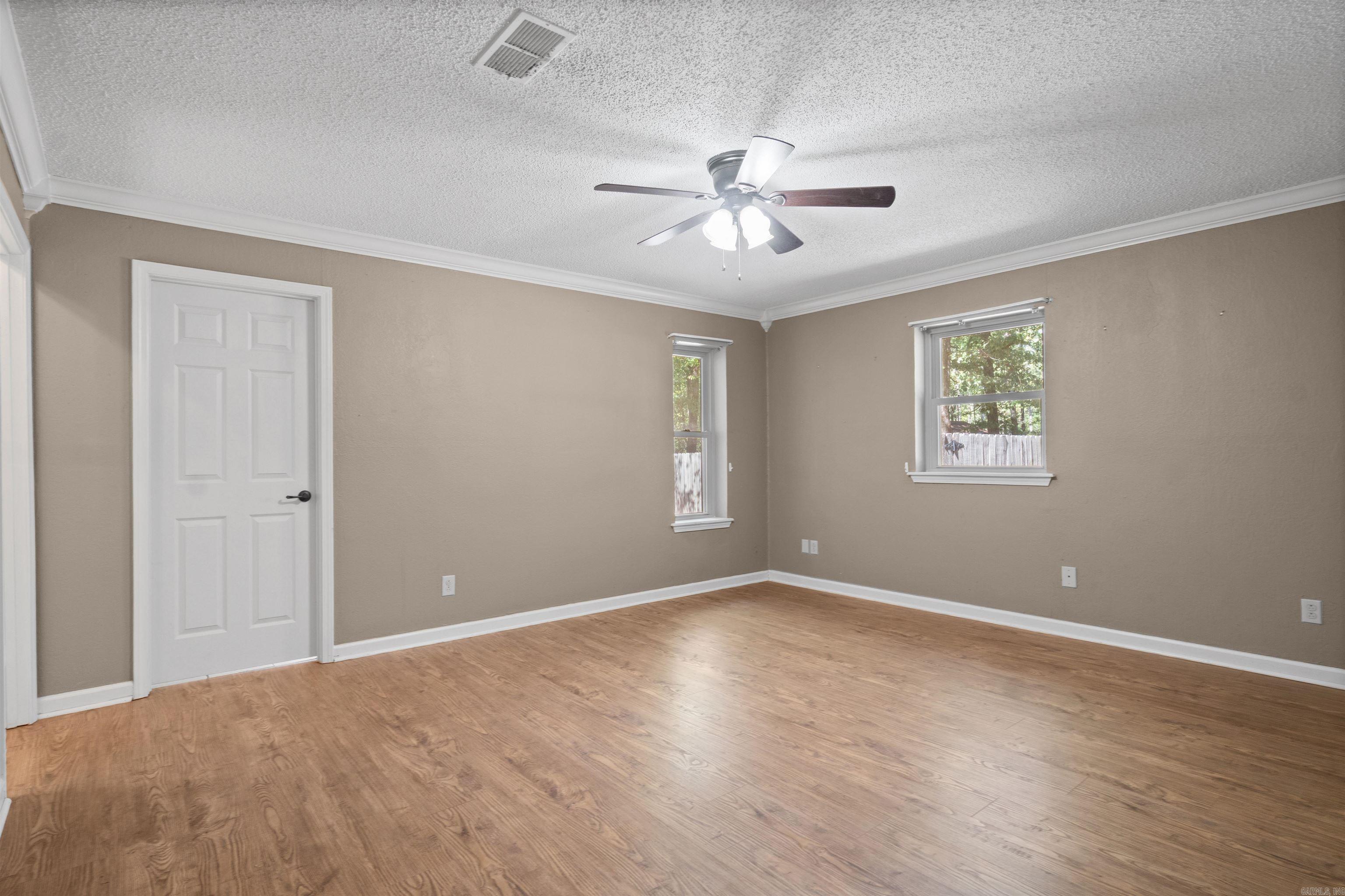 1006 Robin  White Hall, AR