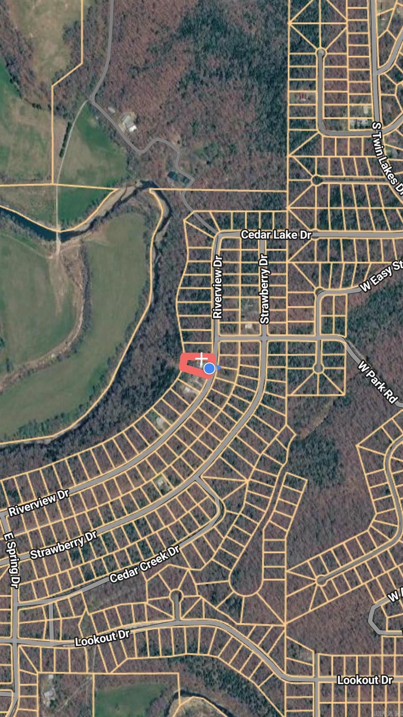 1319 Riverview Dr  Horseshoe Bend, AR