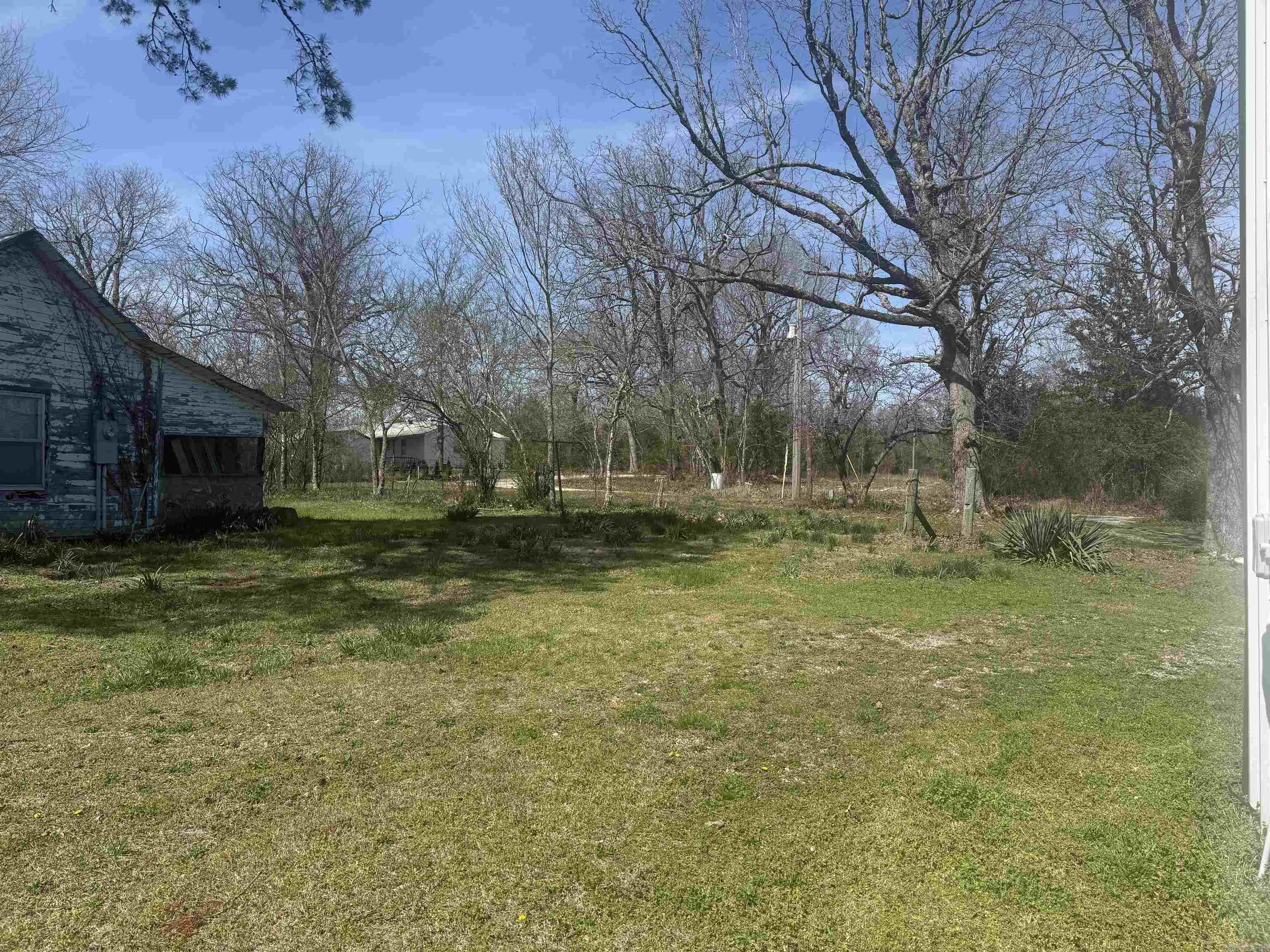 86 Center  Elizabeth, AR