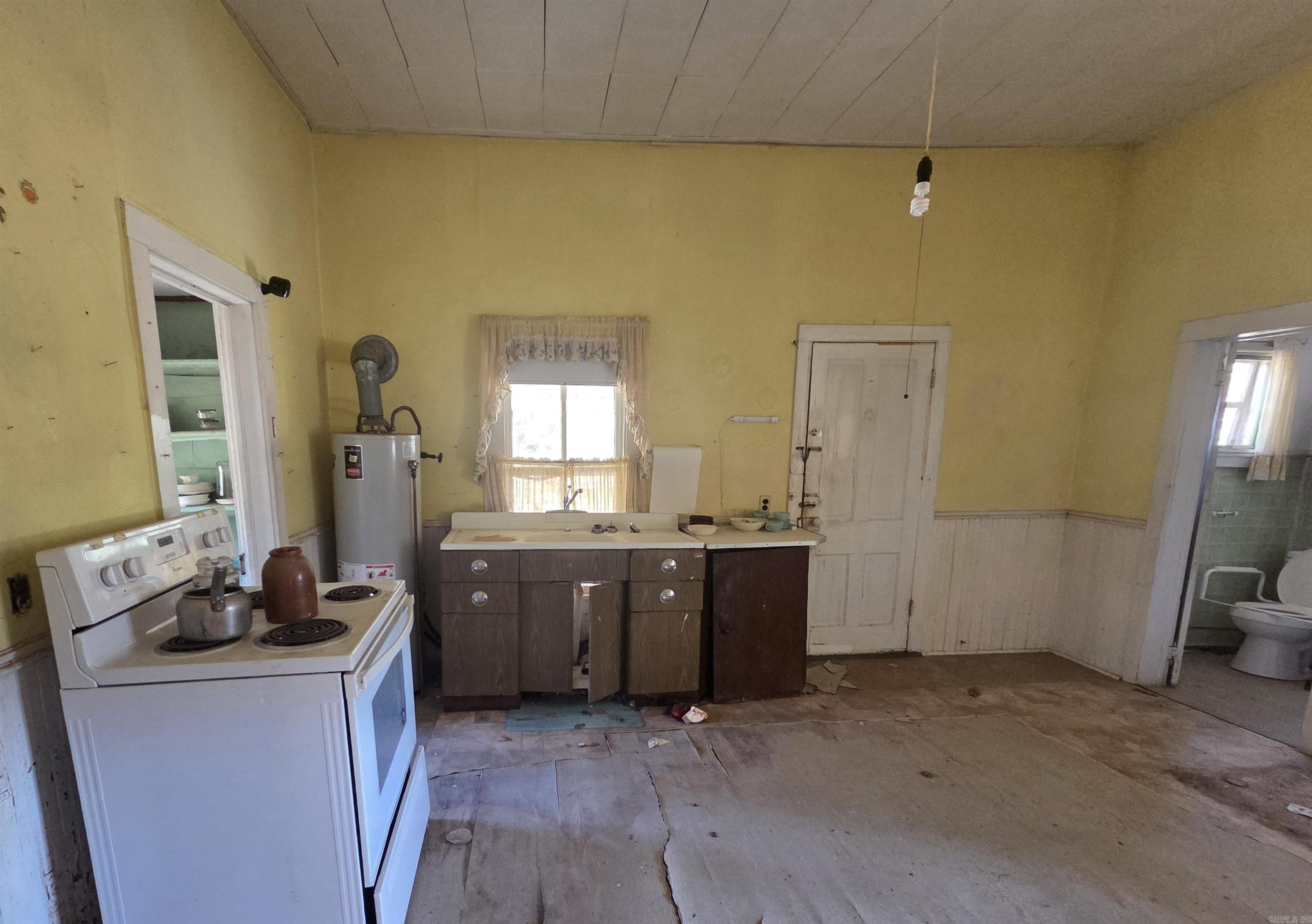 2002 Hwy 157  Judsonia, AR