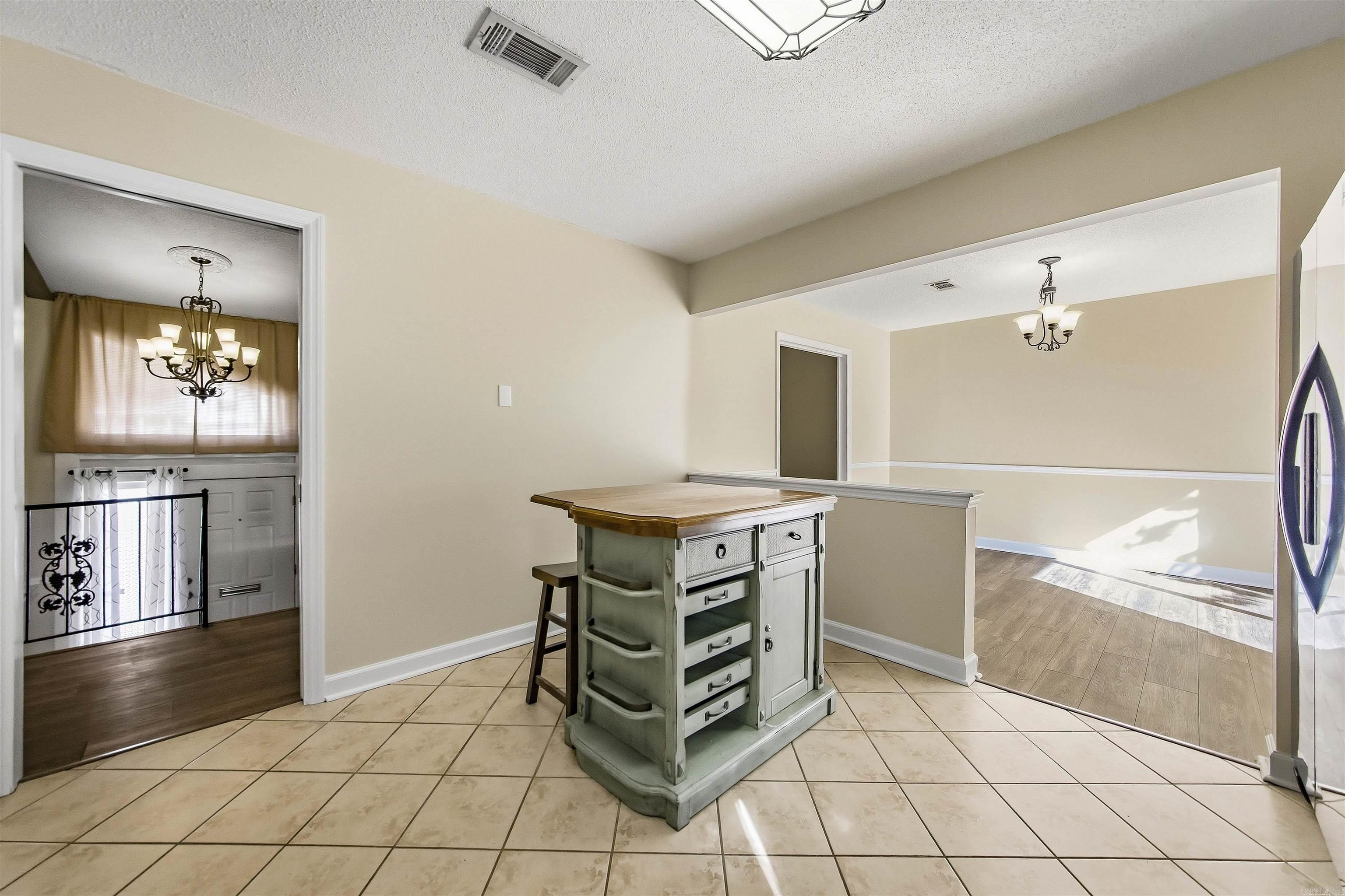 2219 Breckenridge Dr Little Rock, AR 72227