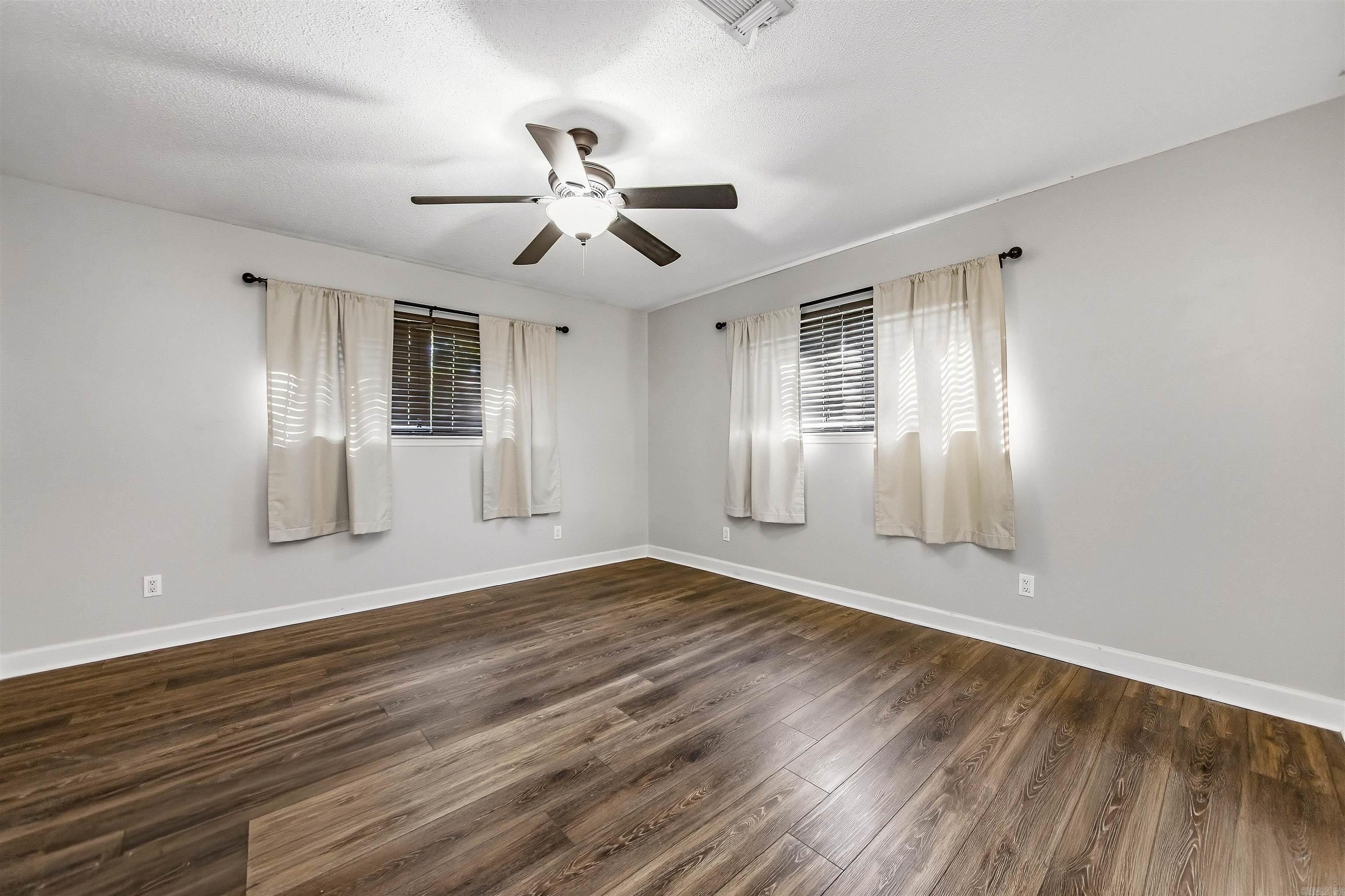 2219 Breckenridge Dr Little Rock, AR 72227