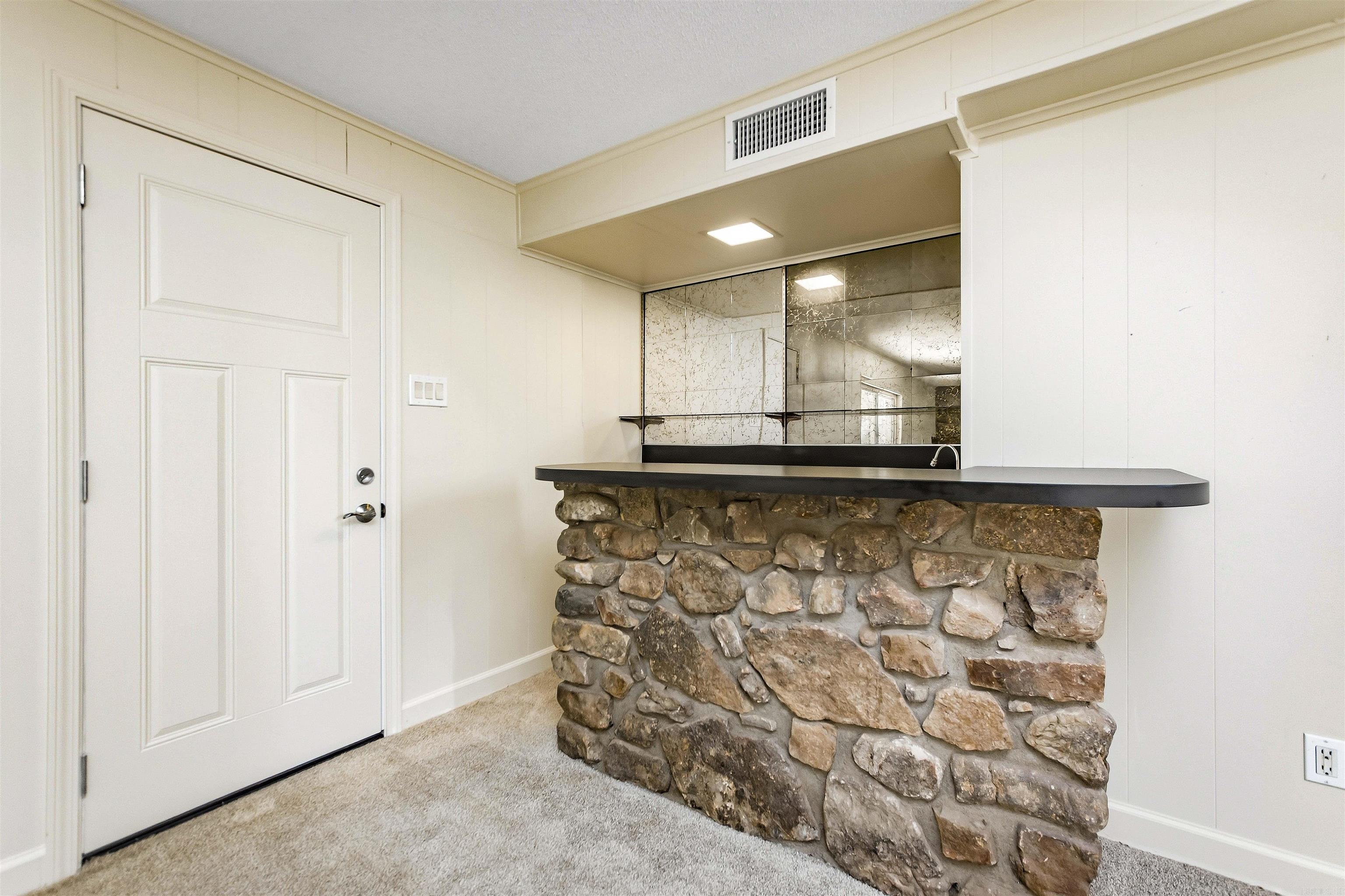 2219 Breckenridge Dr Little Rock, AR 72227
