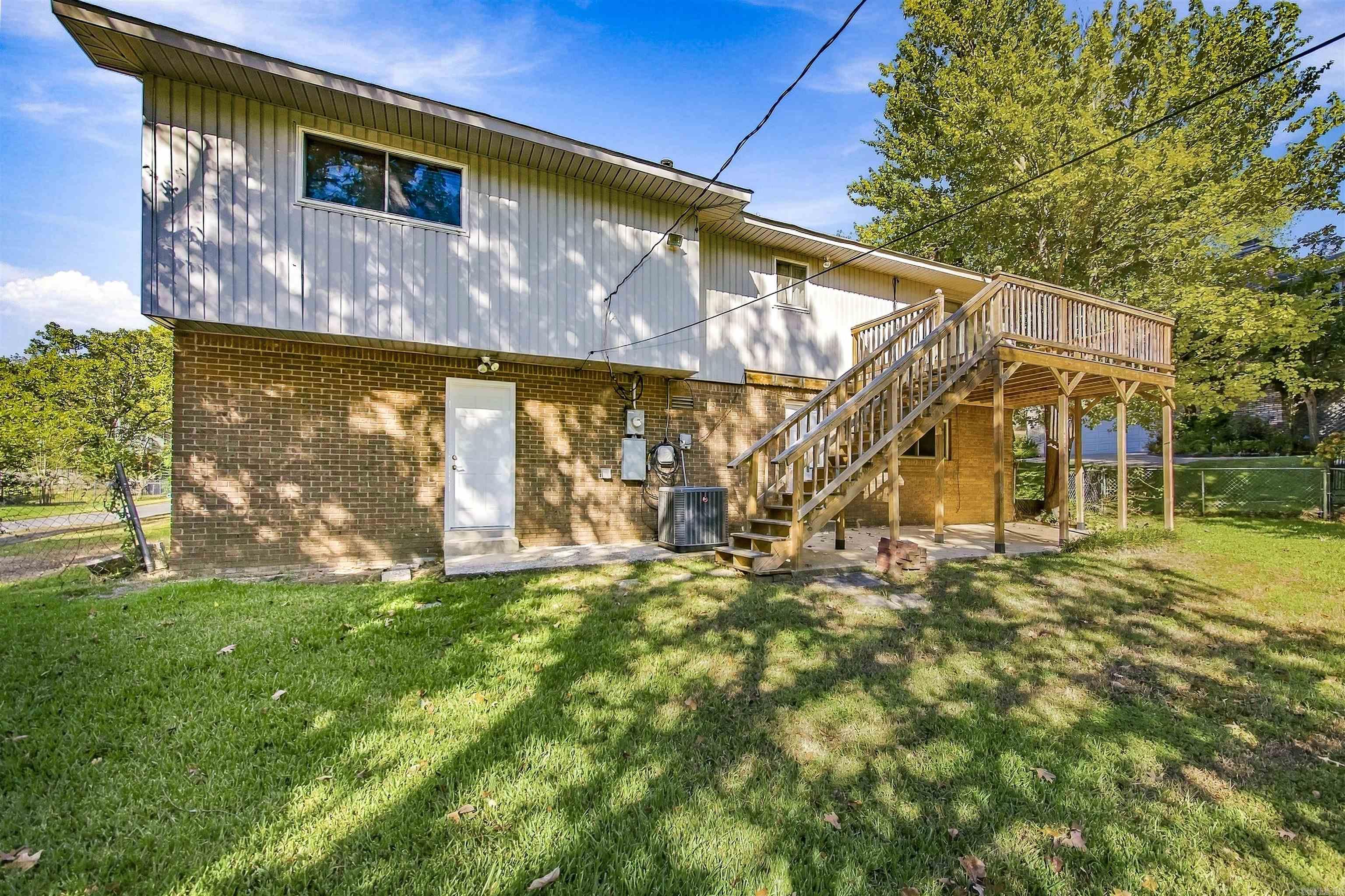 2219 Breckenridge Dr Little Rock, AR 72227