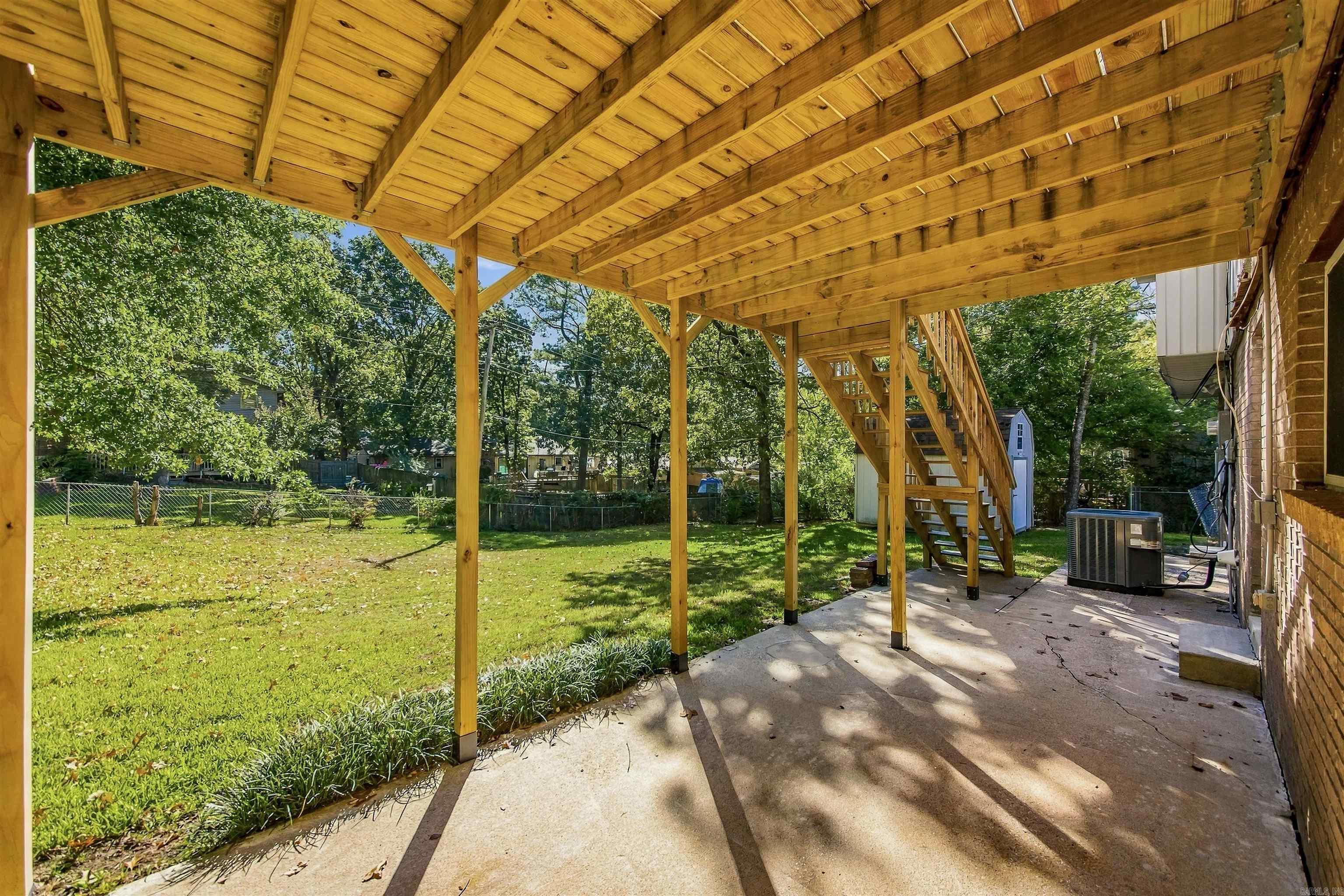 2219 Breckenridge Dr Little Rock, AR 72227