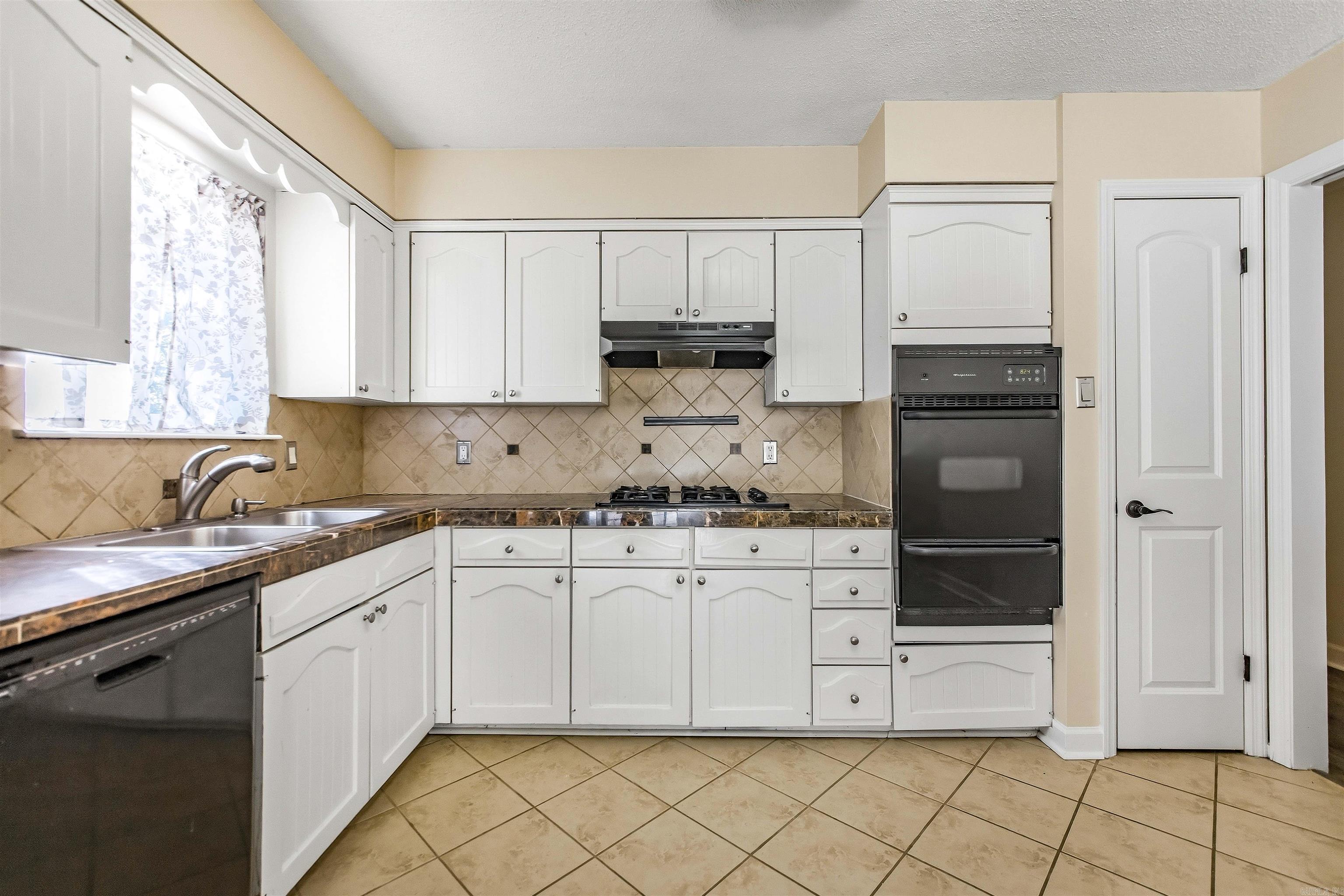 2219 Breckenridge Dr Little Rock, AR 72227