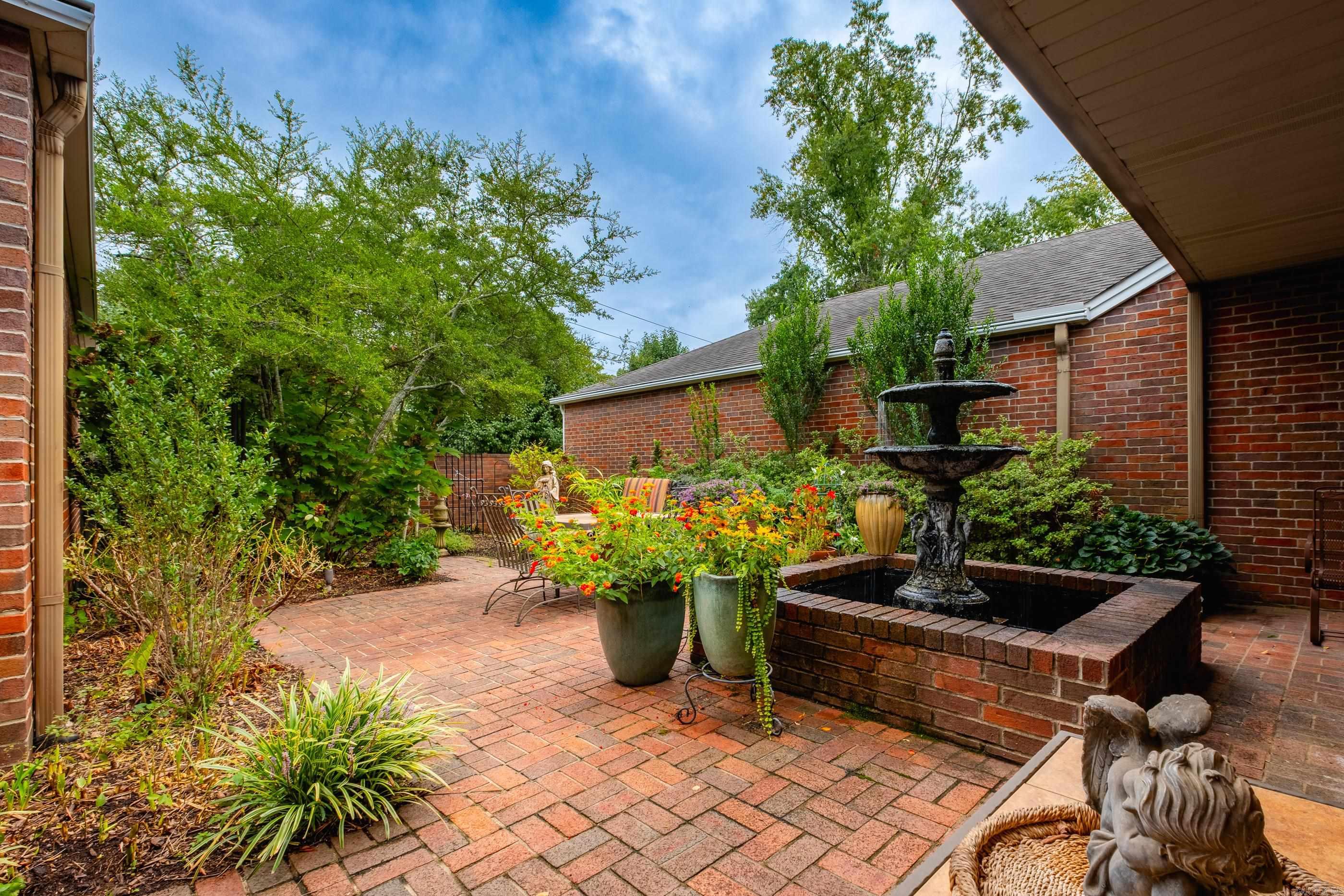 12400 Hunter's Glen  Little Rock, AR