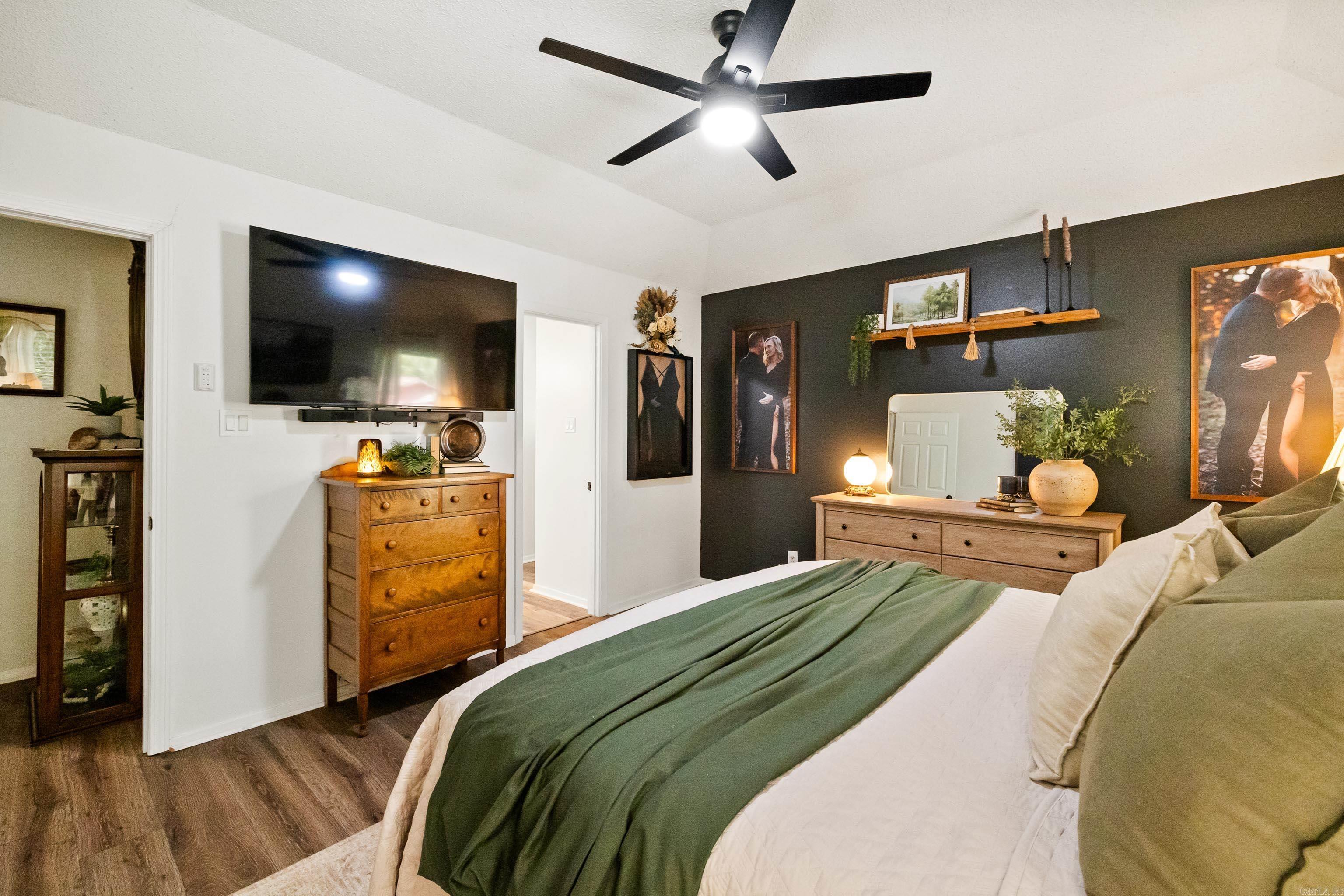 10800 Mars Hill Road Bauxite, AR 72011
