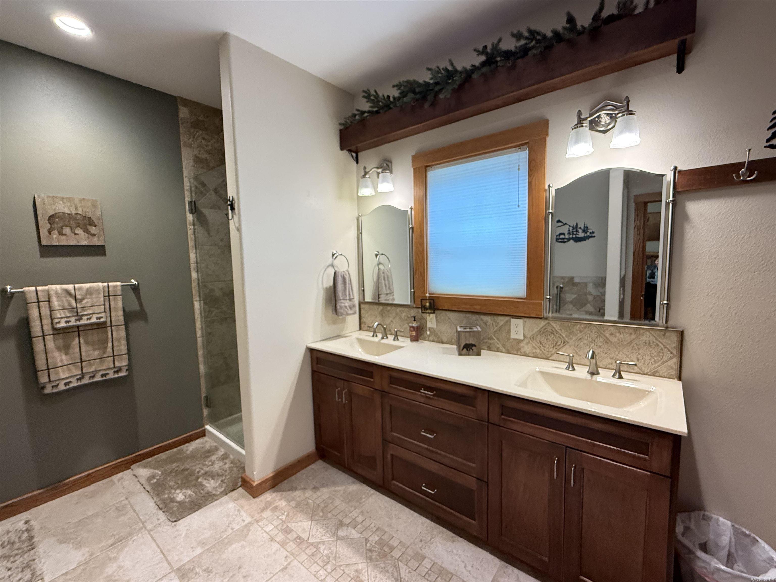 105 Tollie Kay Lane Mountain View, AR 72560