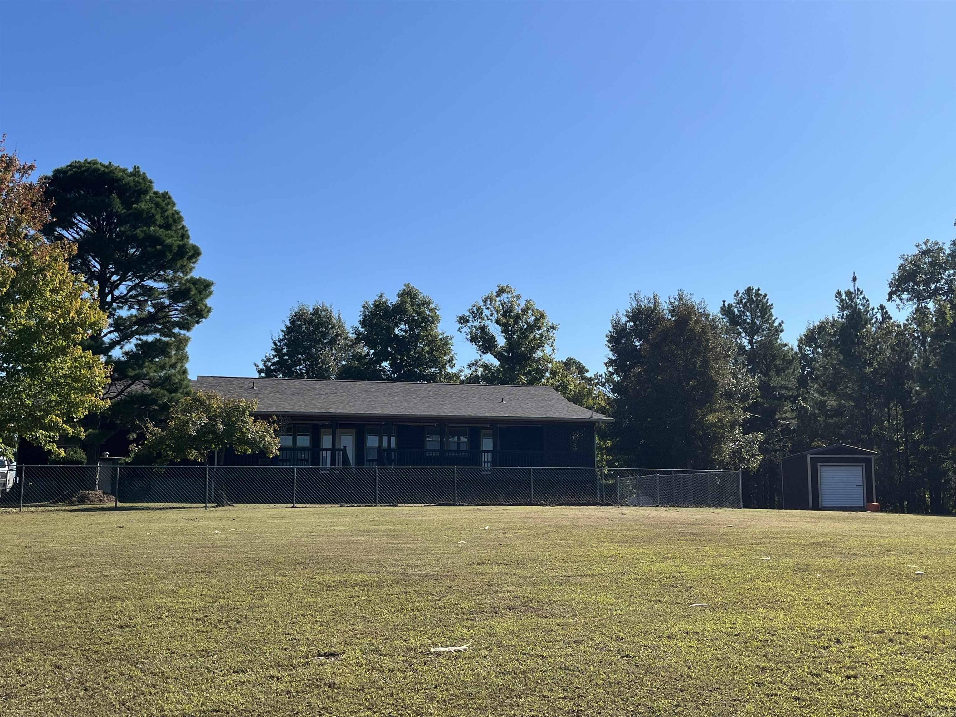 105 Tollie Kay Lane Mountain View, AR 72560
