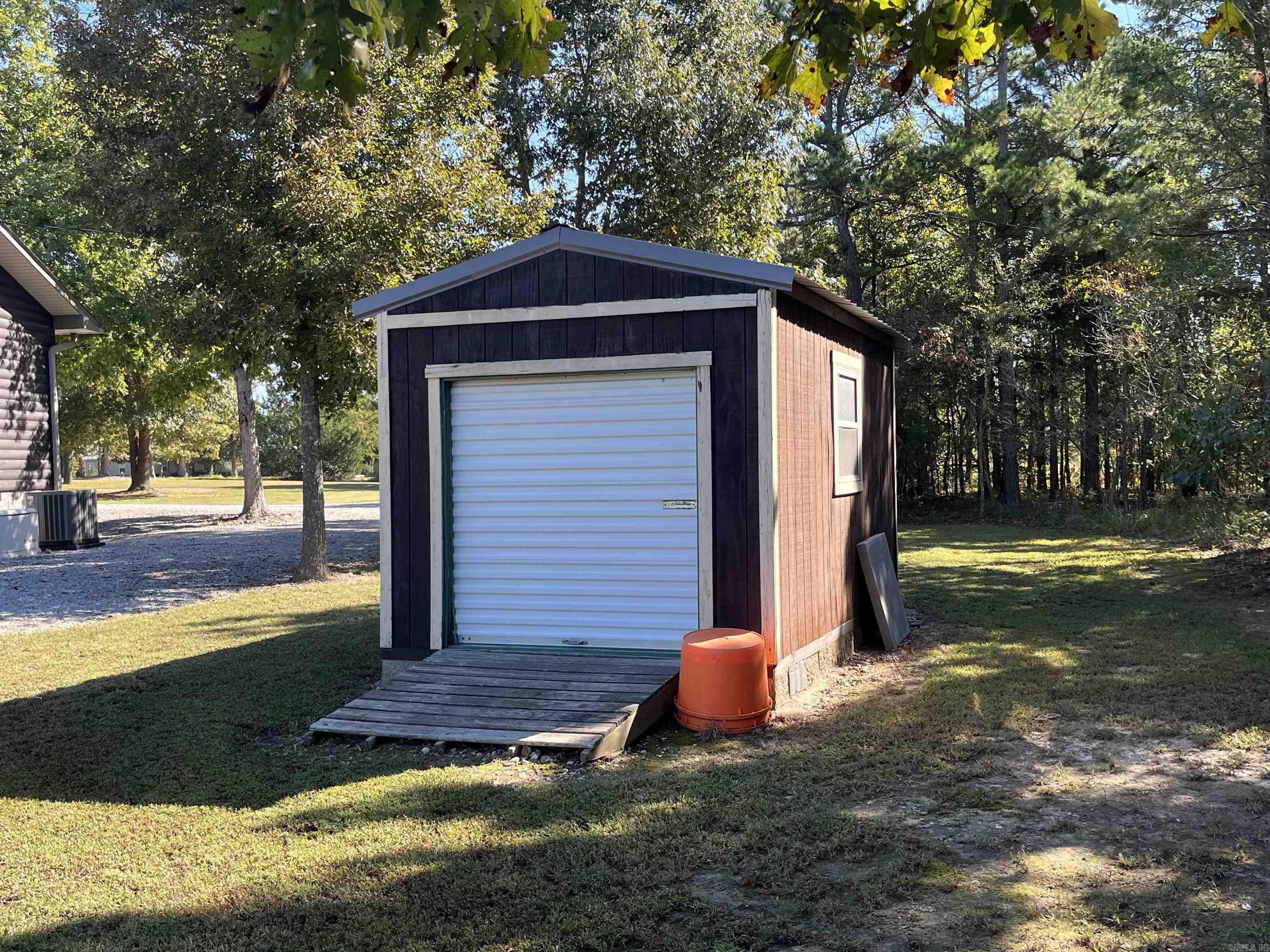 105 Tollie Kay Lane Mountain View, AR 72560