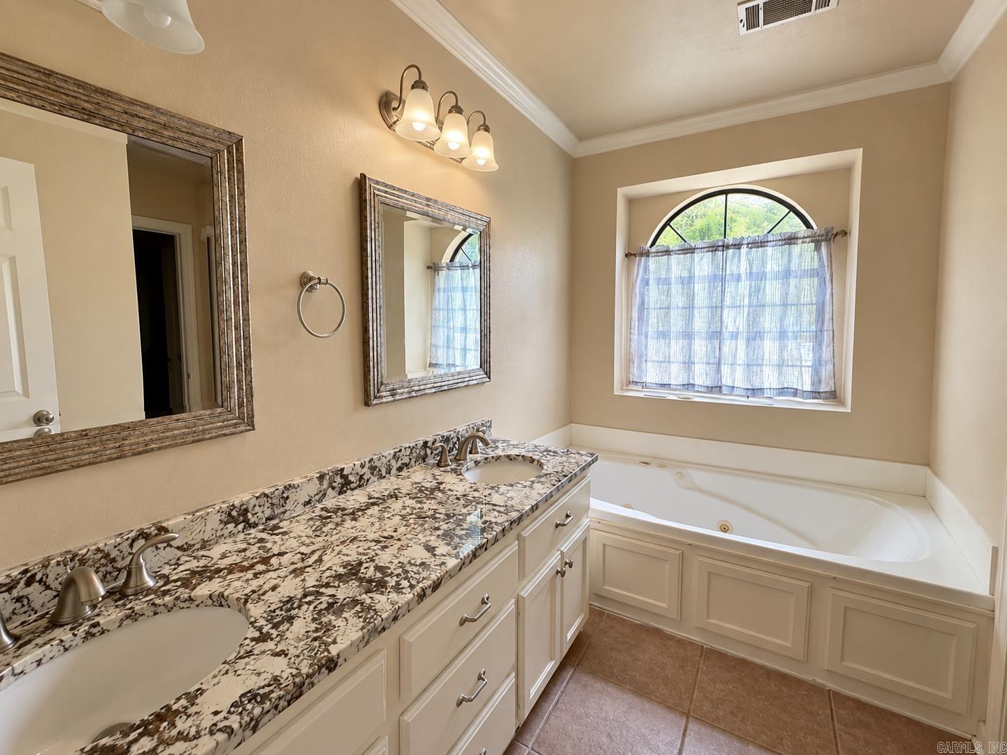 2506 Elaine Street Arkadelphia, AR 71923