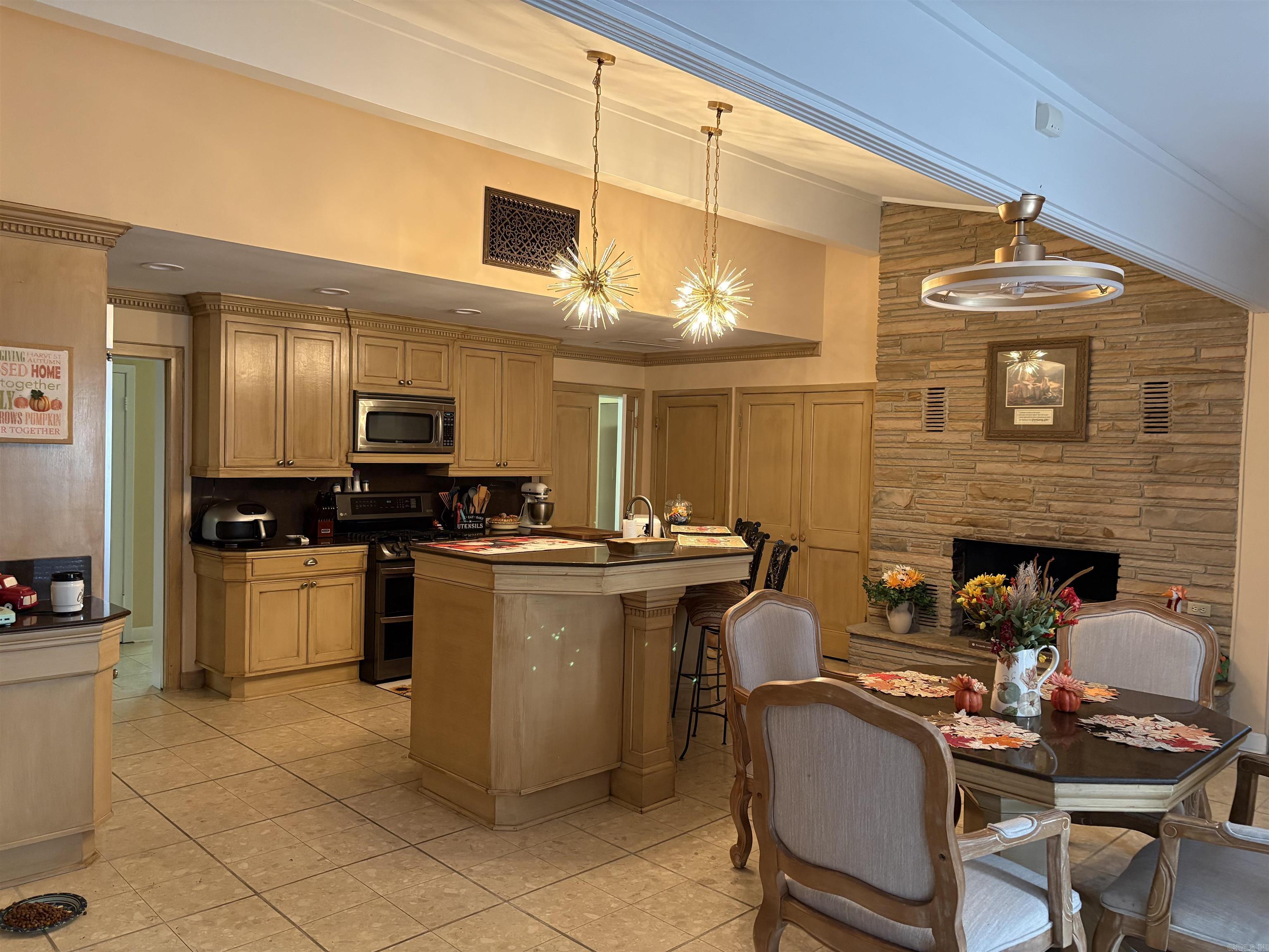 140 Stonebrook Helena, AR 72342