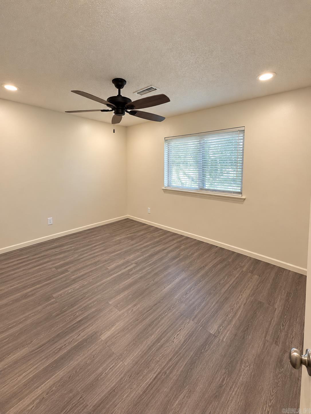 2104 Banny Benton, AR 72019