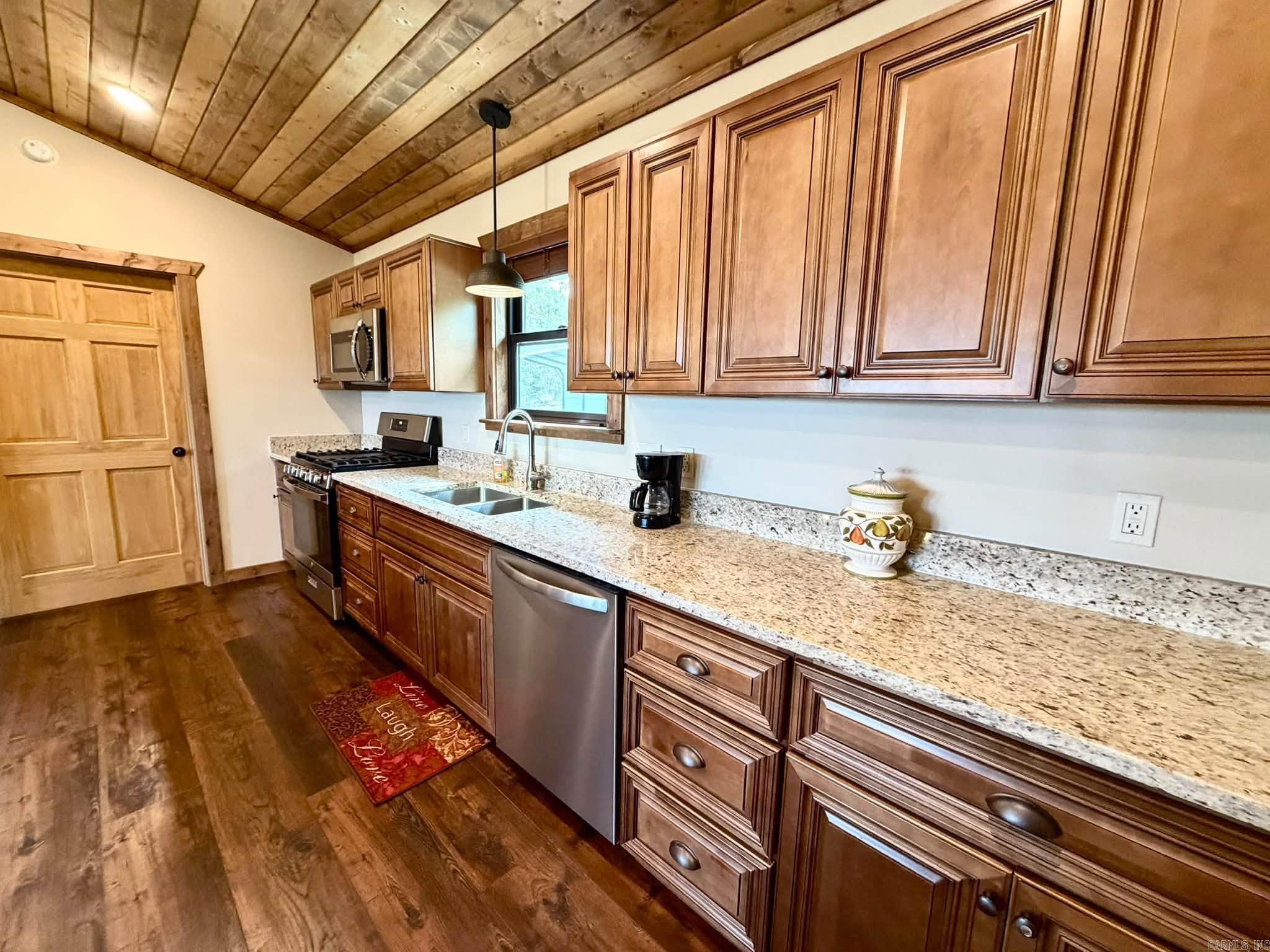 104 Cleng Perrson Fox, AR 72051