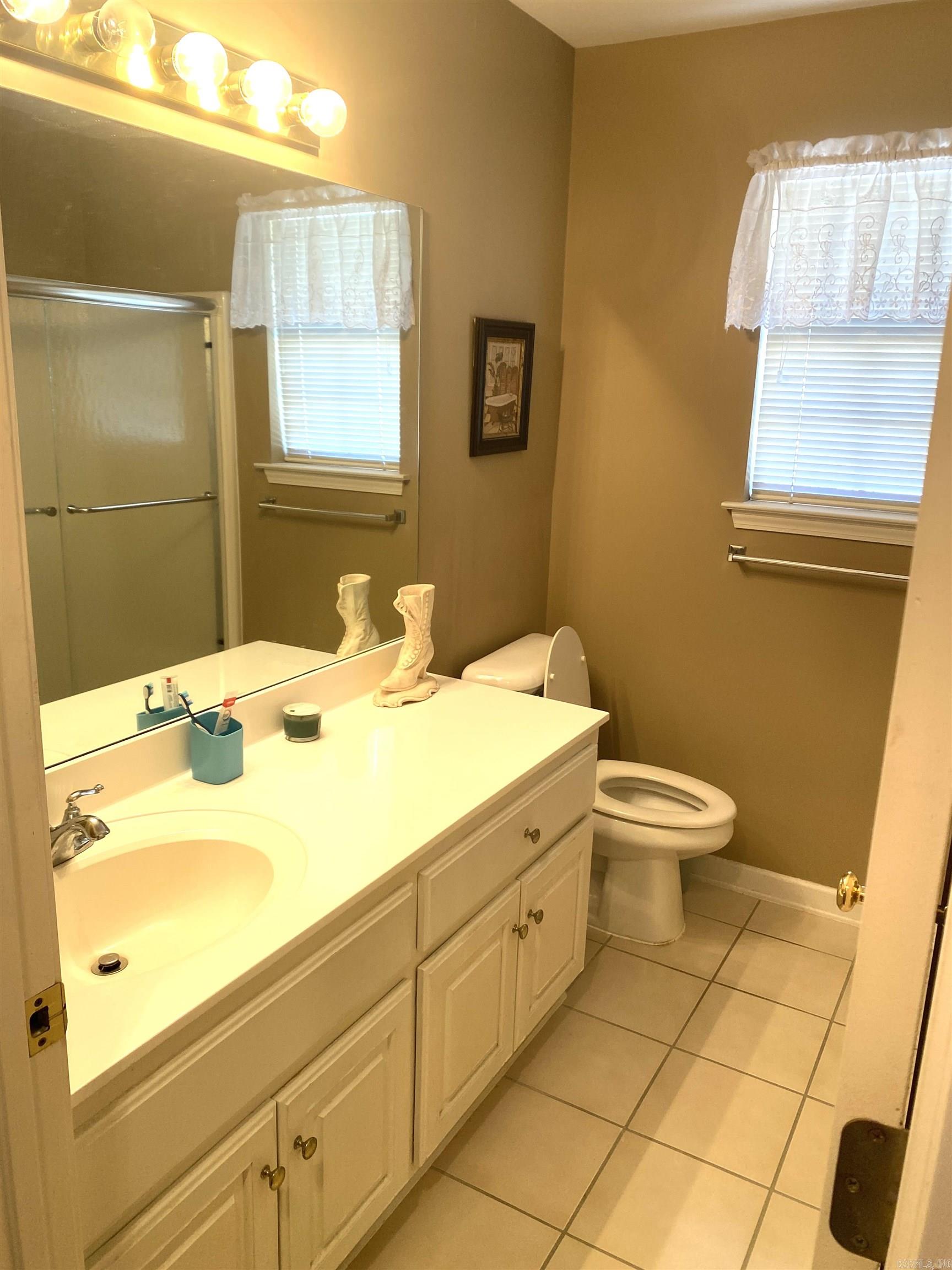 108 Waterside Drive Maumelle, AR 72113