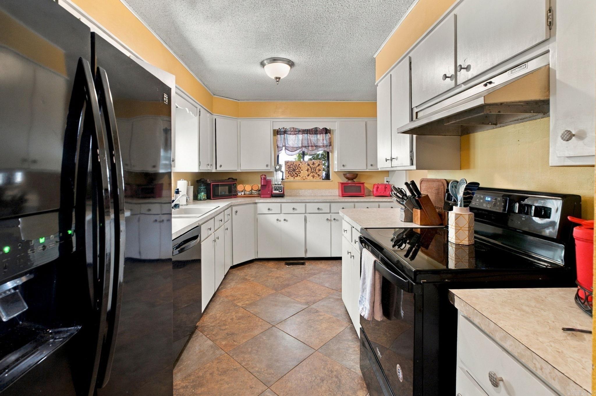 186 Primrose Lane Pearcy, AR 71964
