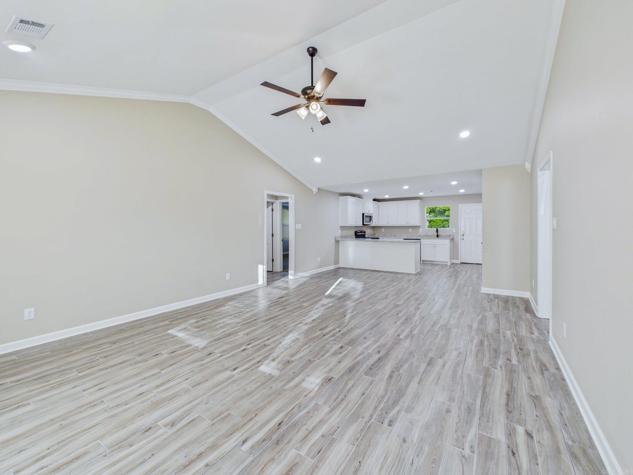 105 Coal Mountain Road El Paso, AR 72045